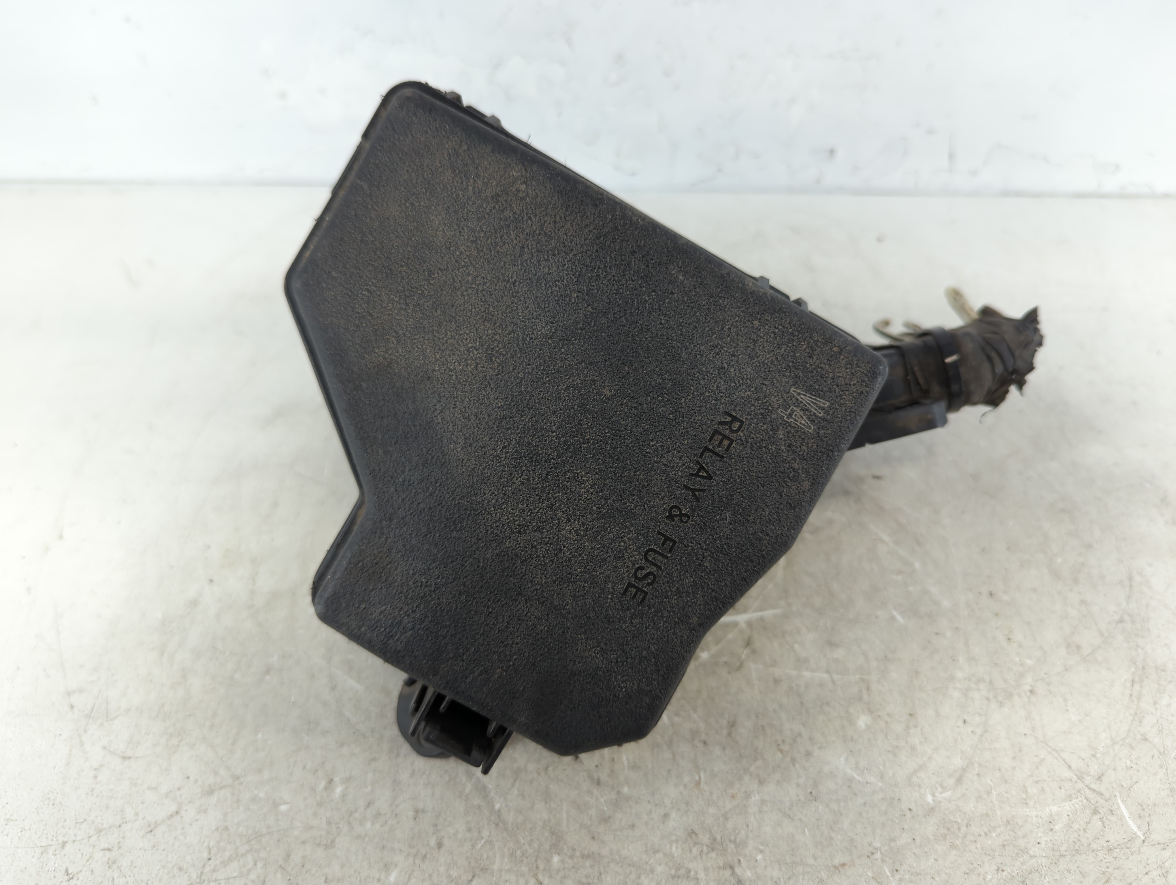 2012-2019 Toyota Yaris Fusebox Fuse Box Relay Module 1086026 - Oemusedautoparts1.com