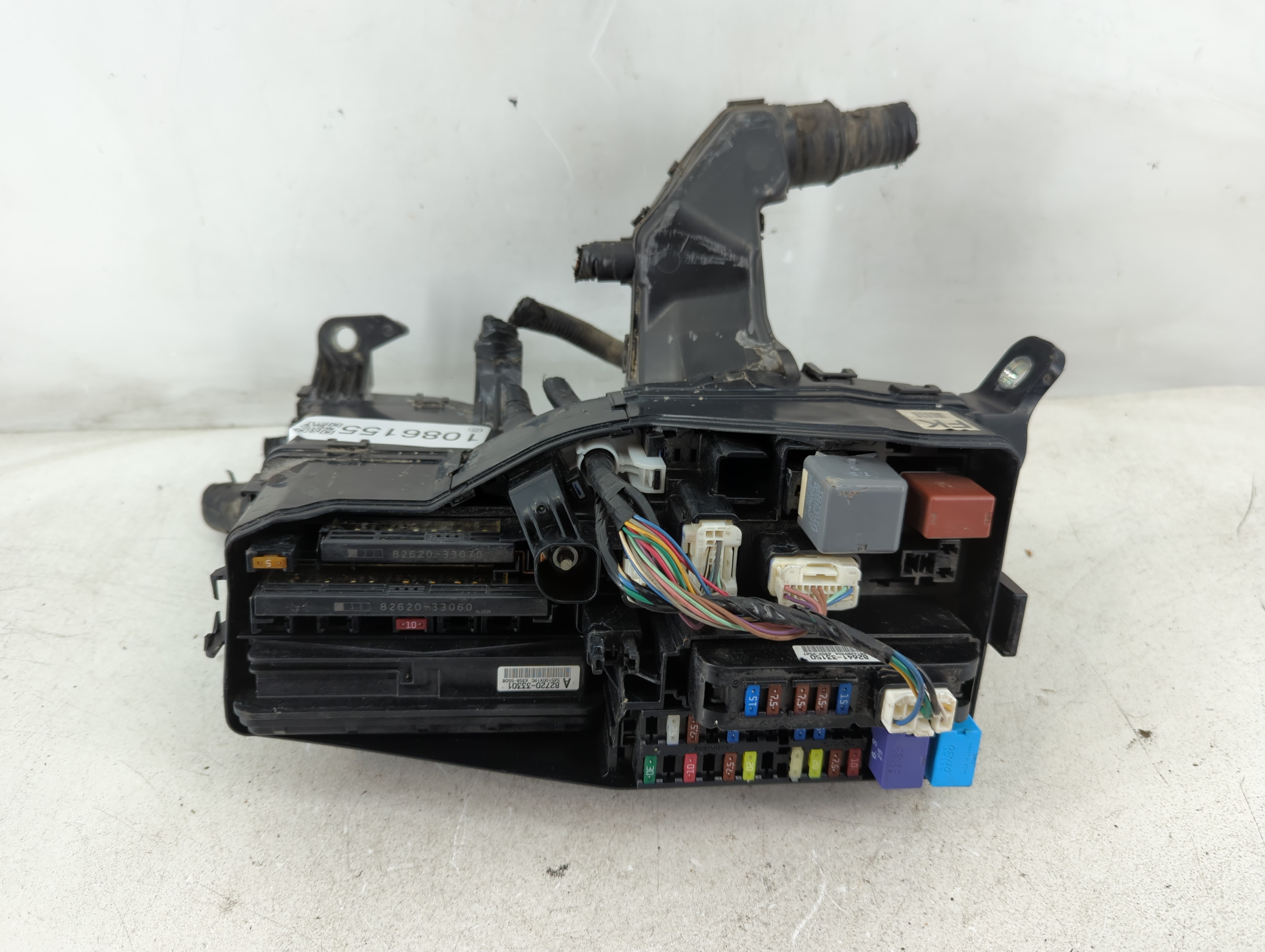 2012-2017 Toyota Camry Fusebox Fuse Box Relay Module 82720-33301 1086155 - Oemusedautoparts1.com