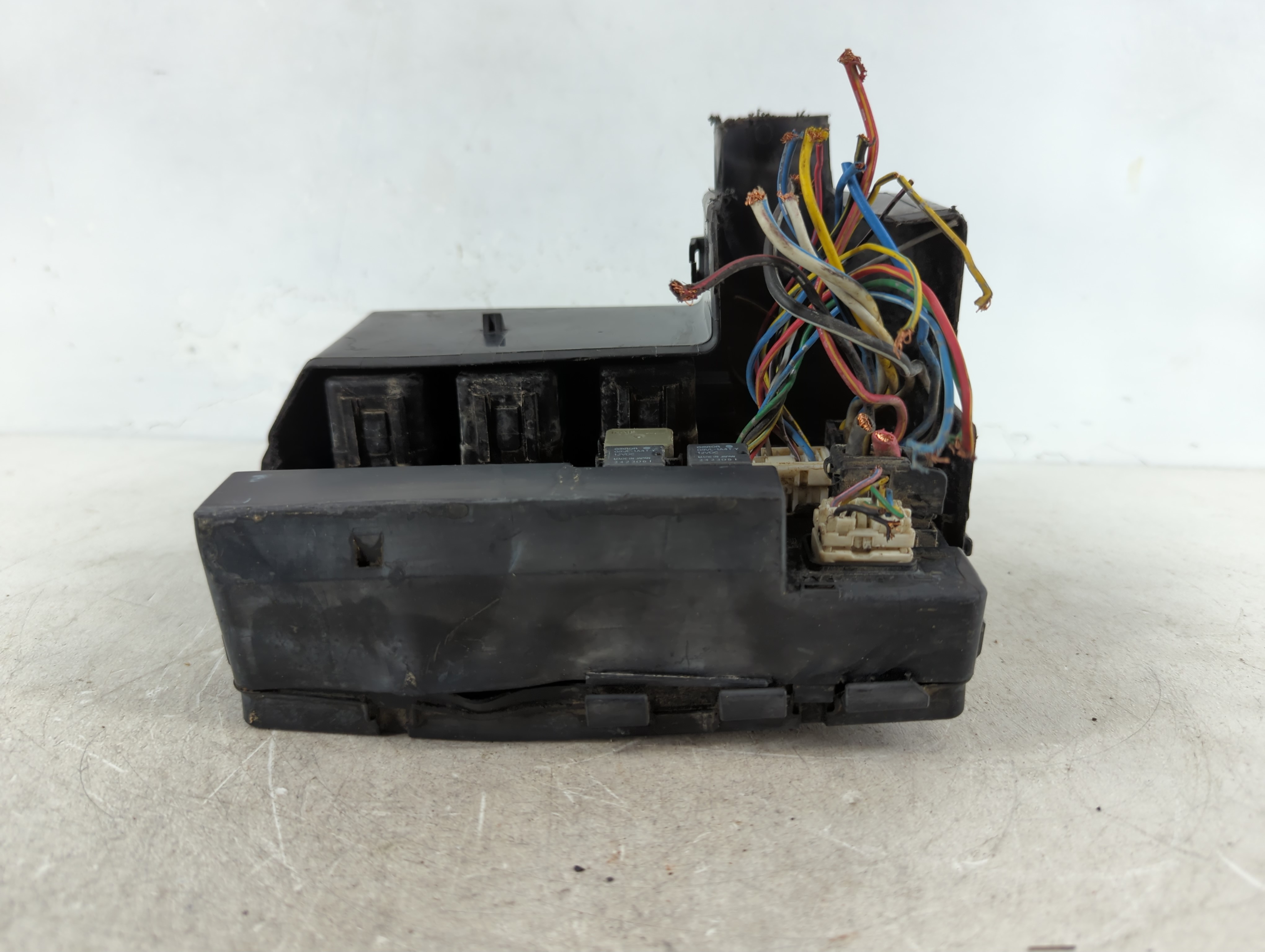 2003-2007 Nissan Murano Fusebox Fuse Box Relay Module 1086230 - Oemusedautoparts1.com