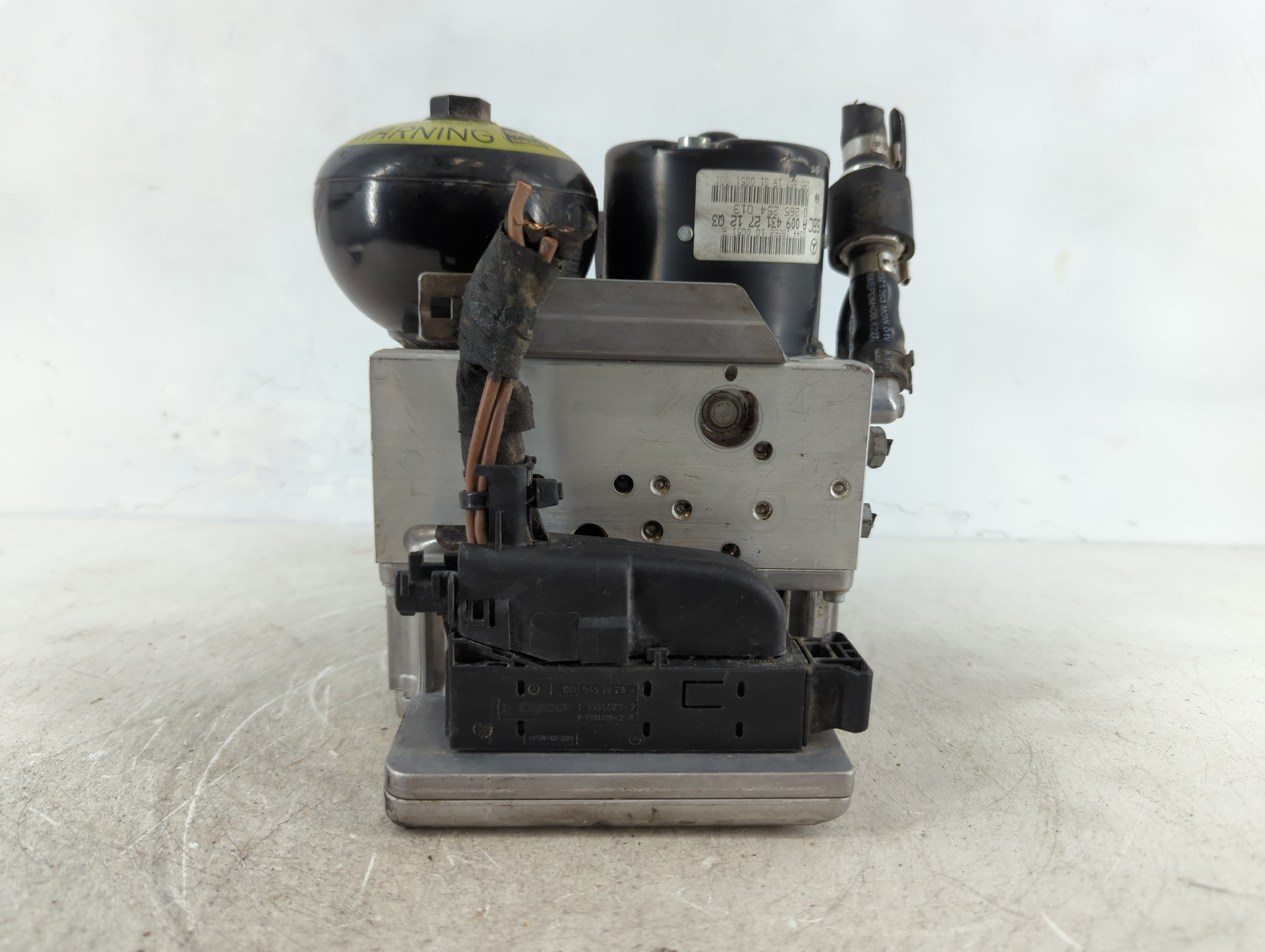 2006-2007 Mercedes-benz C280 Abs Pump Control Module 1086294 - Oemusedautoparts1.com