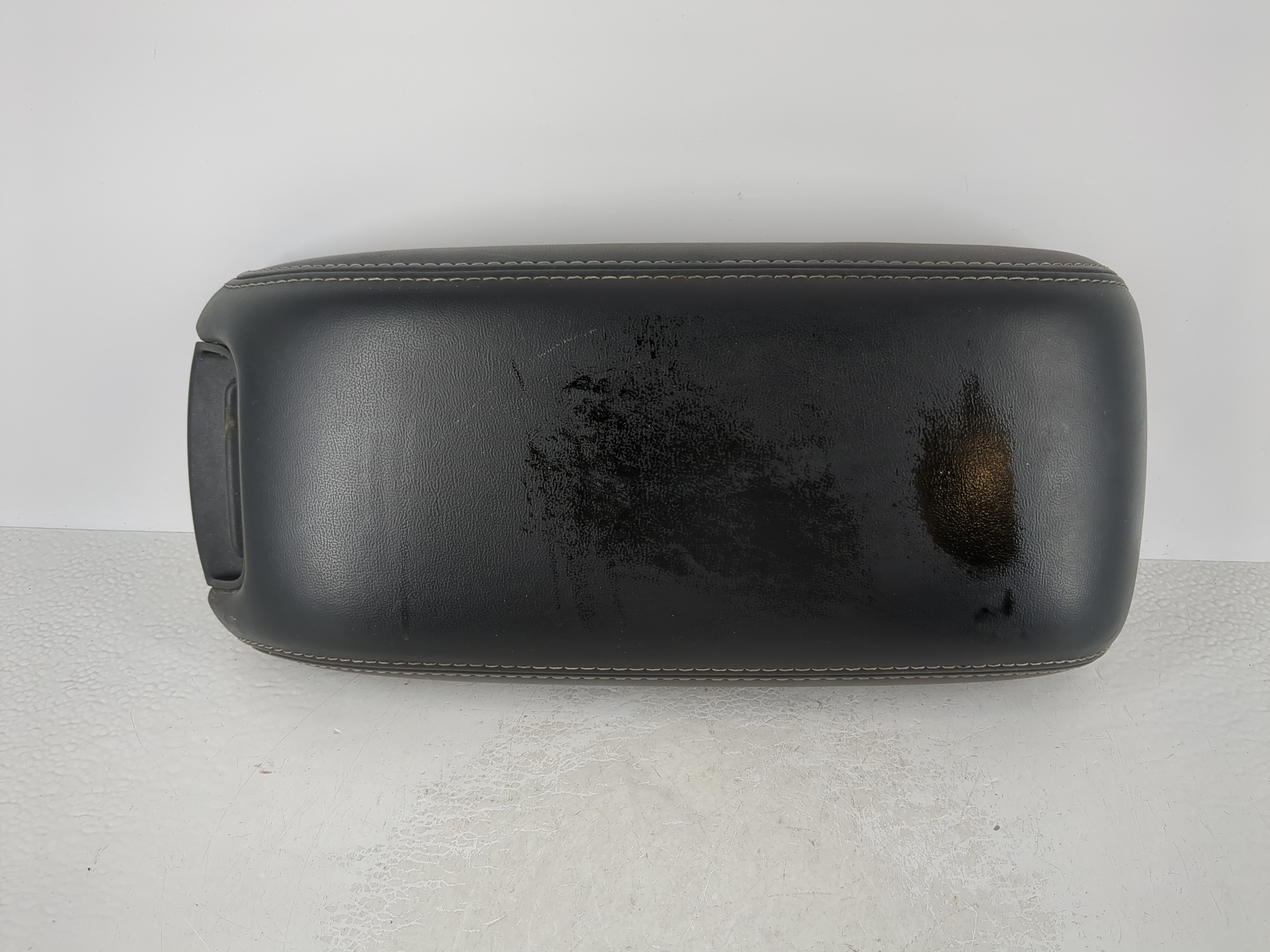 2012-2020 Dodge Journey Center Console Armrest Cover Lid Black 1086360 - Oemusedautoparts1.com