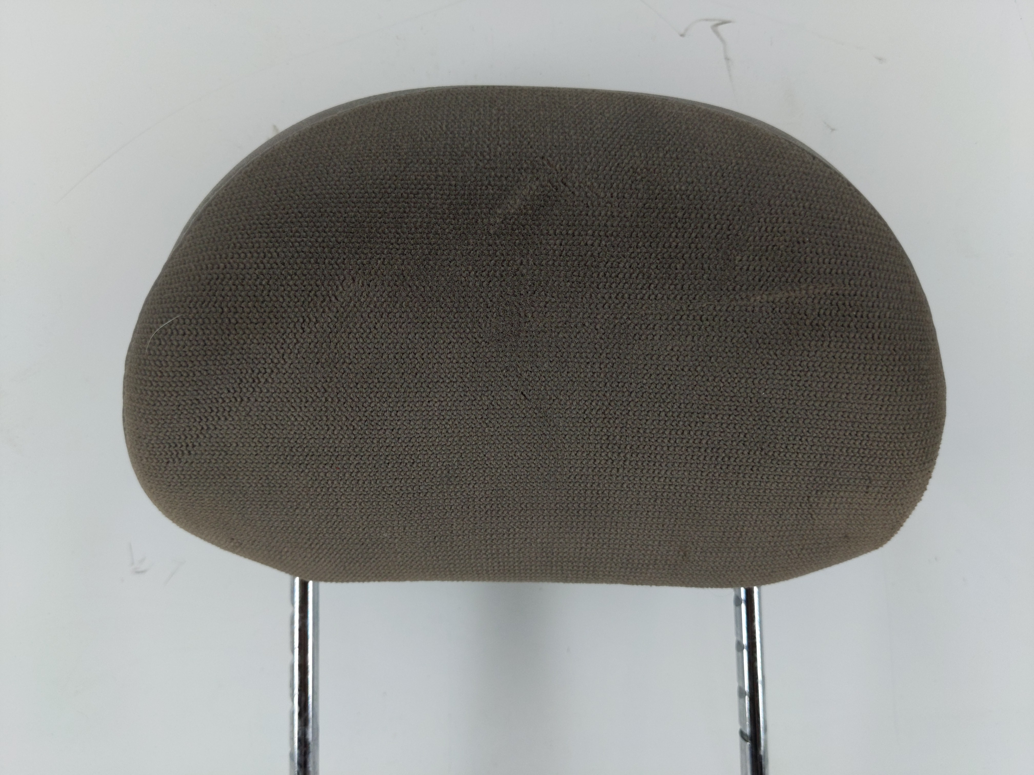 2002-2003 Jeep Liberty Headrest Head Rest Rear Seat Dark Grey 1086370 - Oemusedautoparts1.com