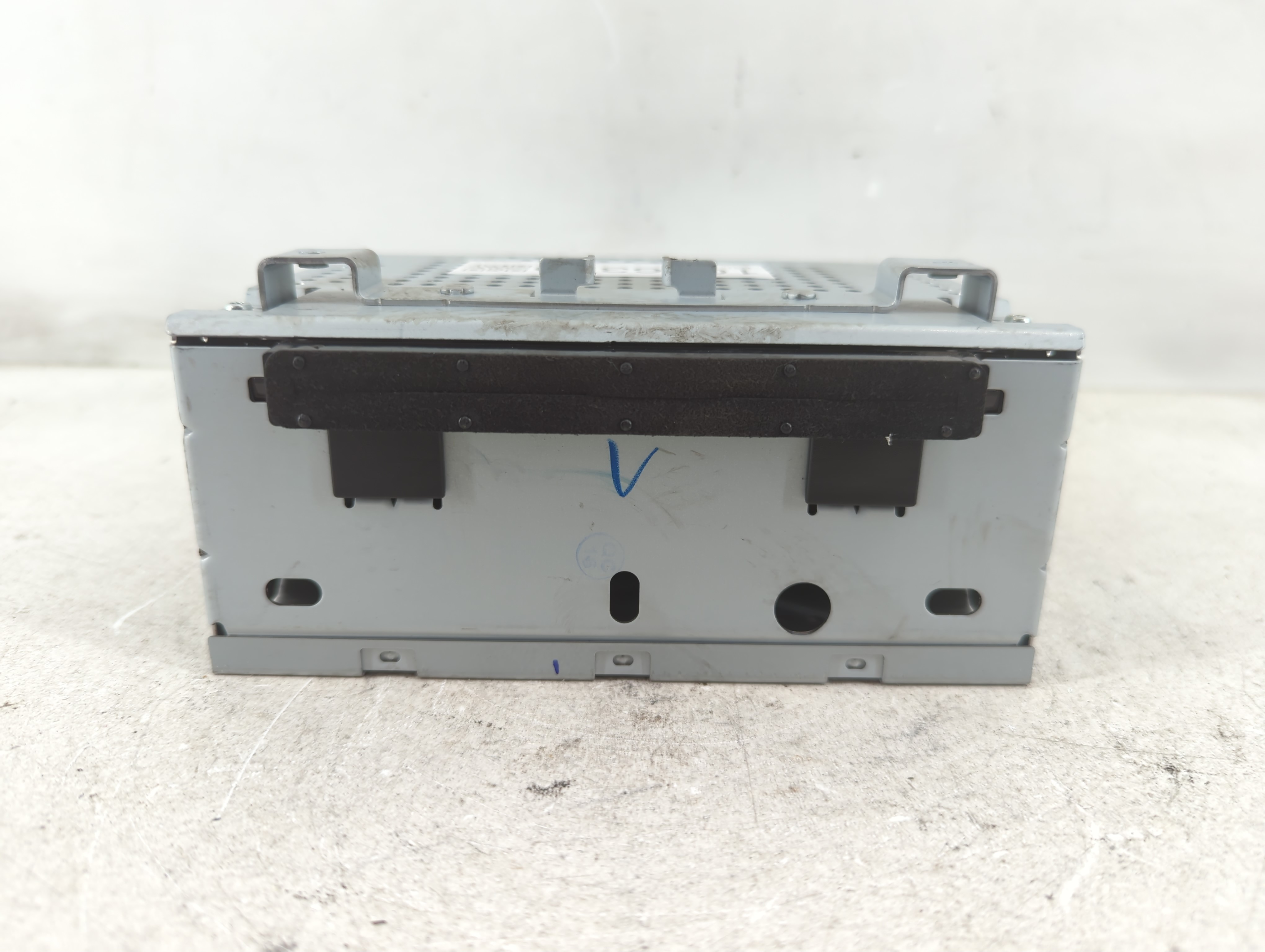2016-2018 Ford Fiesta Am Fm Cd Player Radio Receiver 1086399 - Oemusedautoparts1.com
