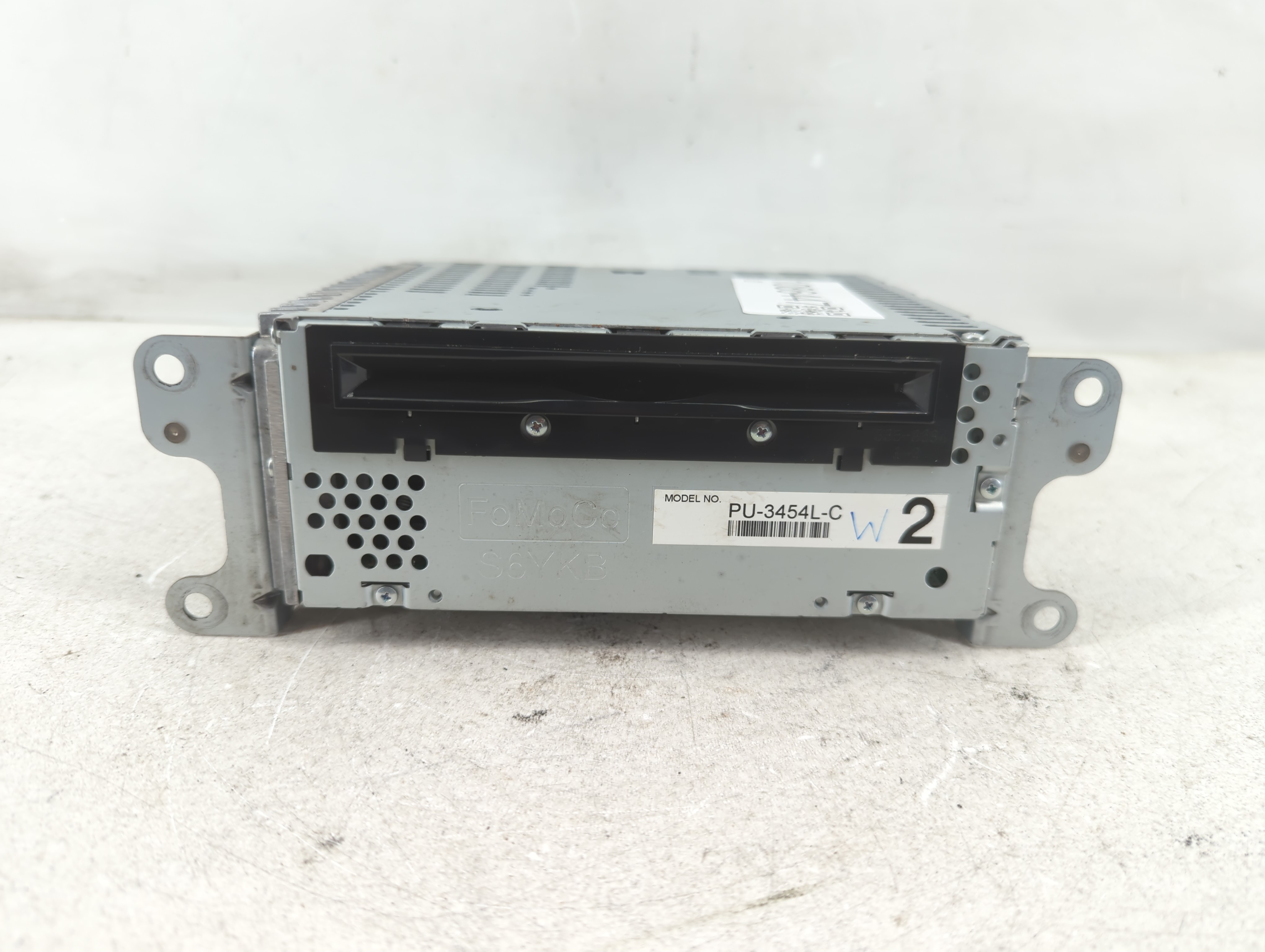 2012-2012 Ford Edge Am Fm Cd Player Radio Receiver 1086447 - Oemusedautoparts1.com