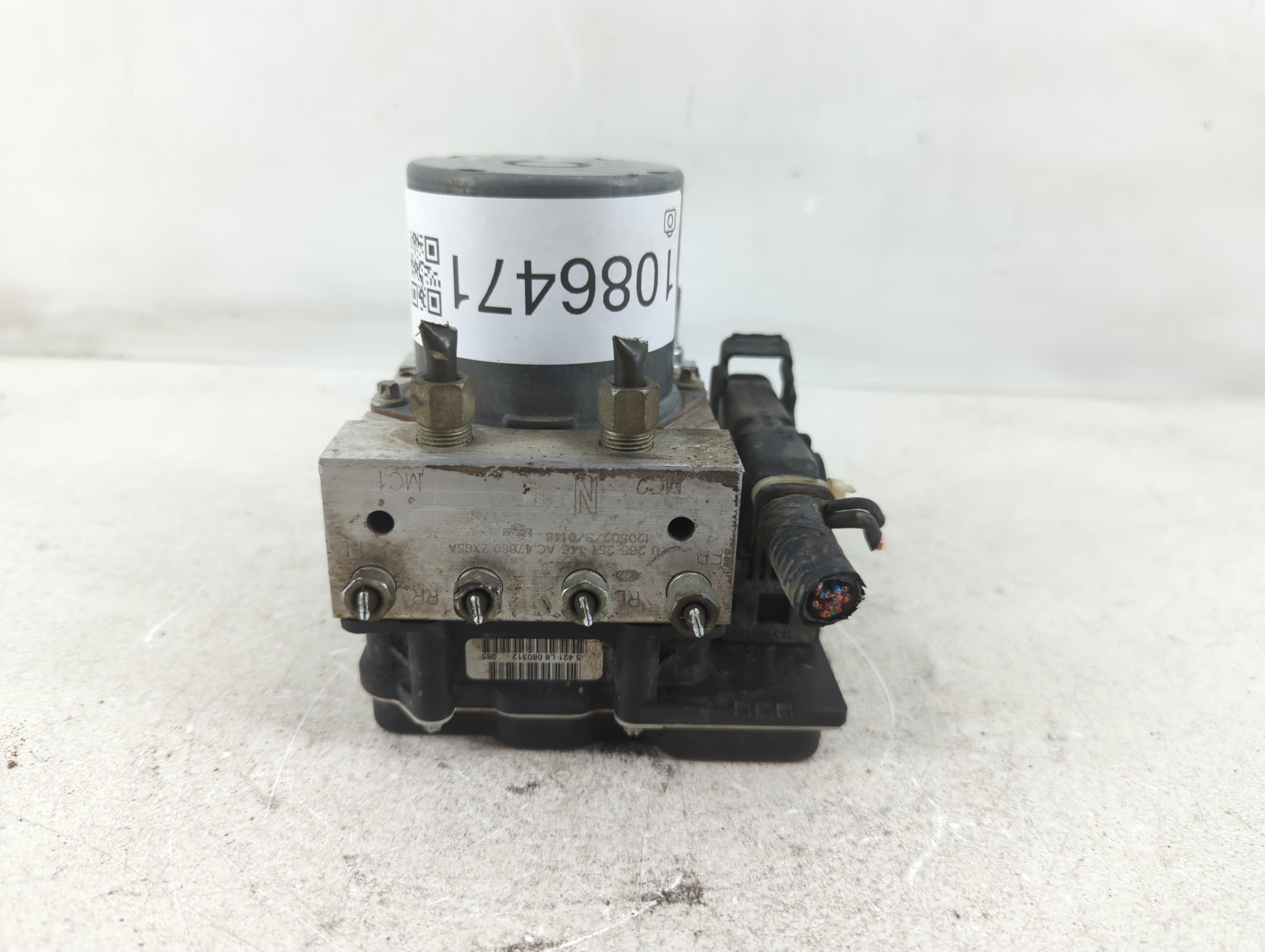 Picture of 2011-2012 Nissan Altima Abs Pump Control Module 1086471