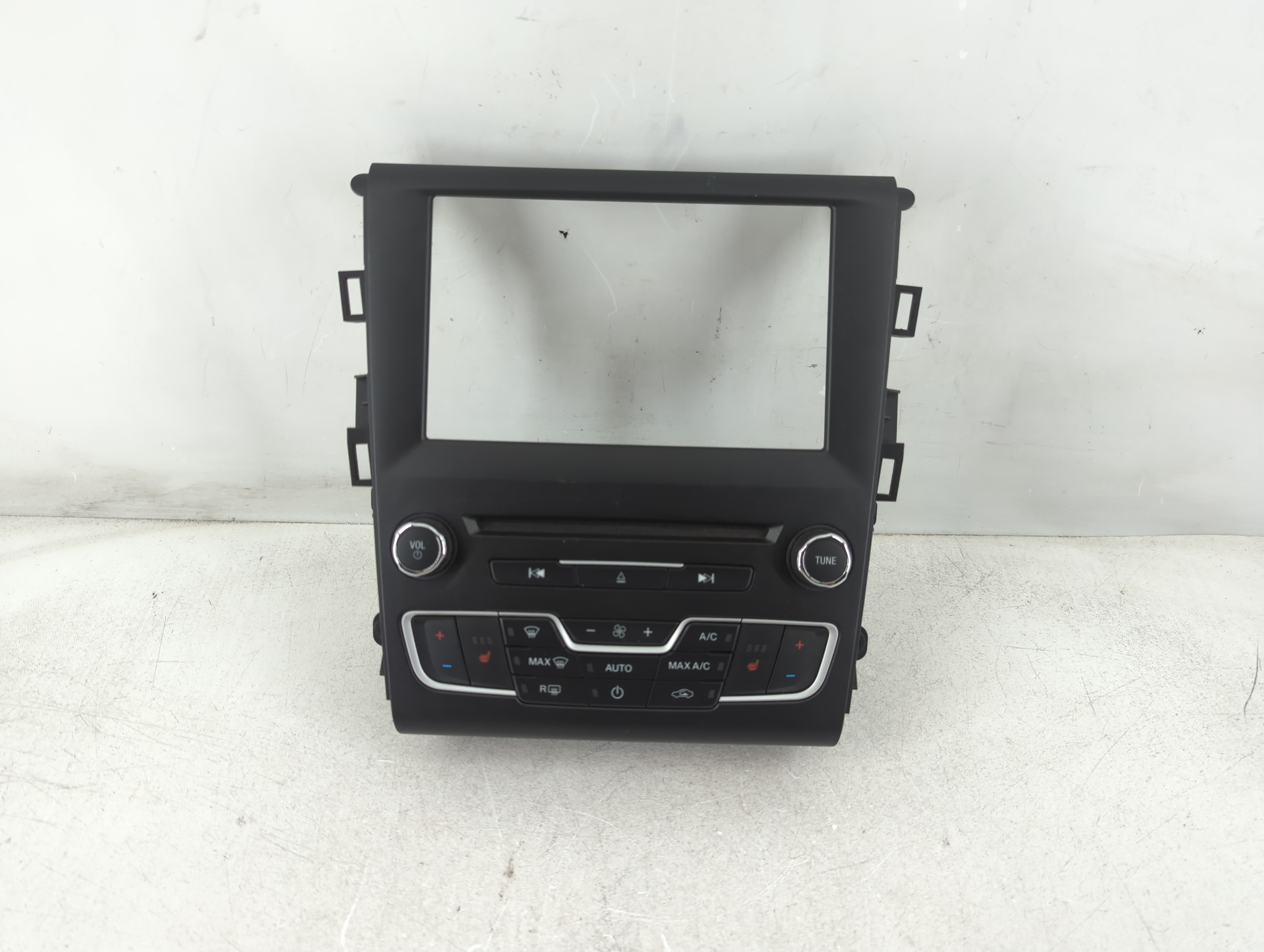 2016-2020 Ford Fusion Am Fm Cd Player Radio Receiver 1086499 - Oemusedautoparts1.com