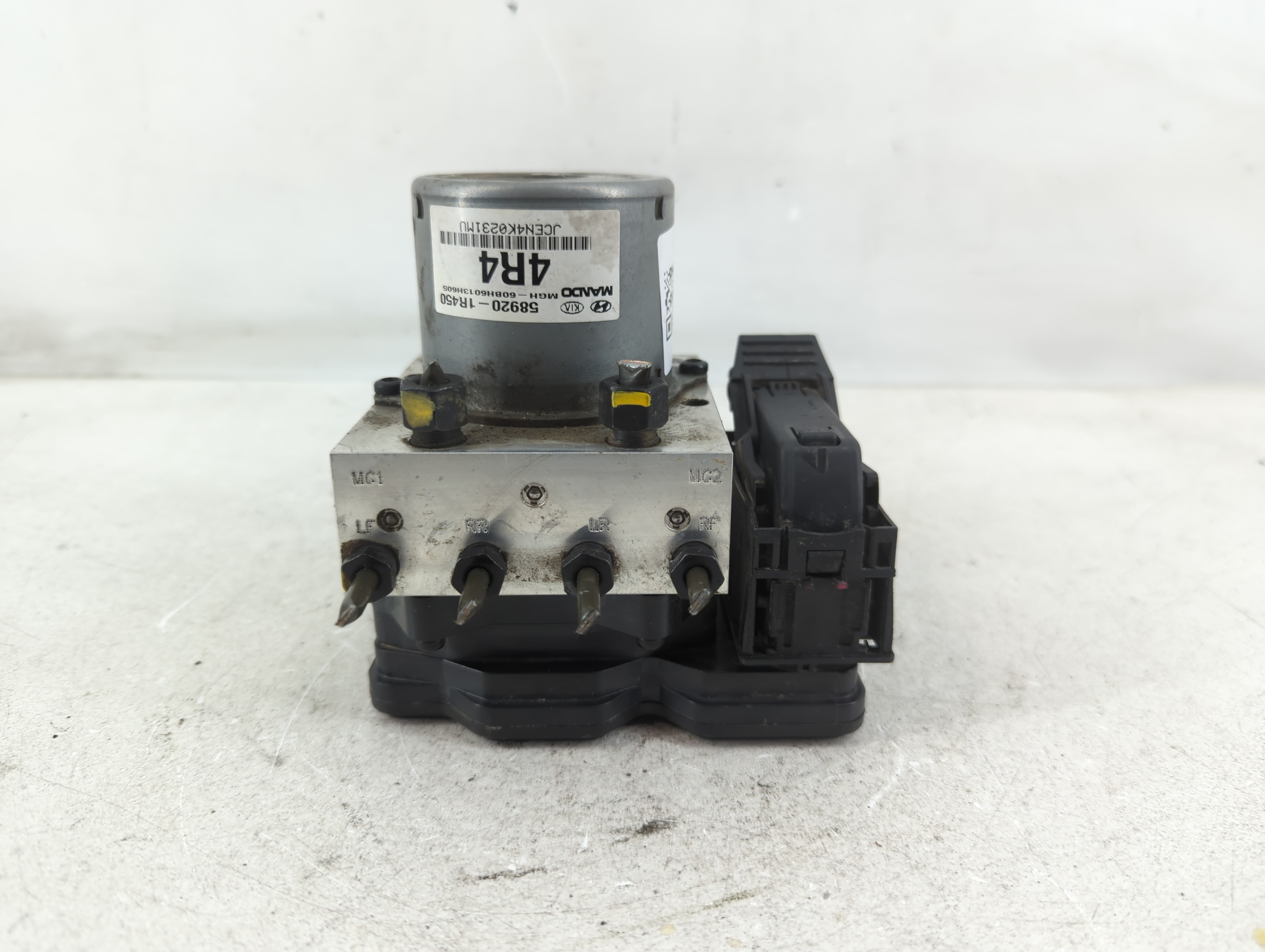2013-2014 Hyundai Accent Abs Pump Control Module 1086514 - Oemusedautoparts1.com