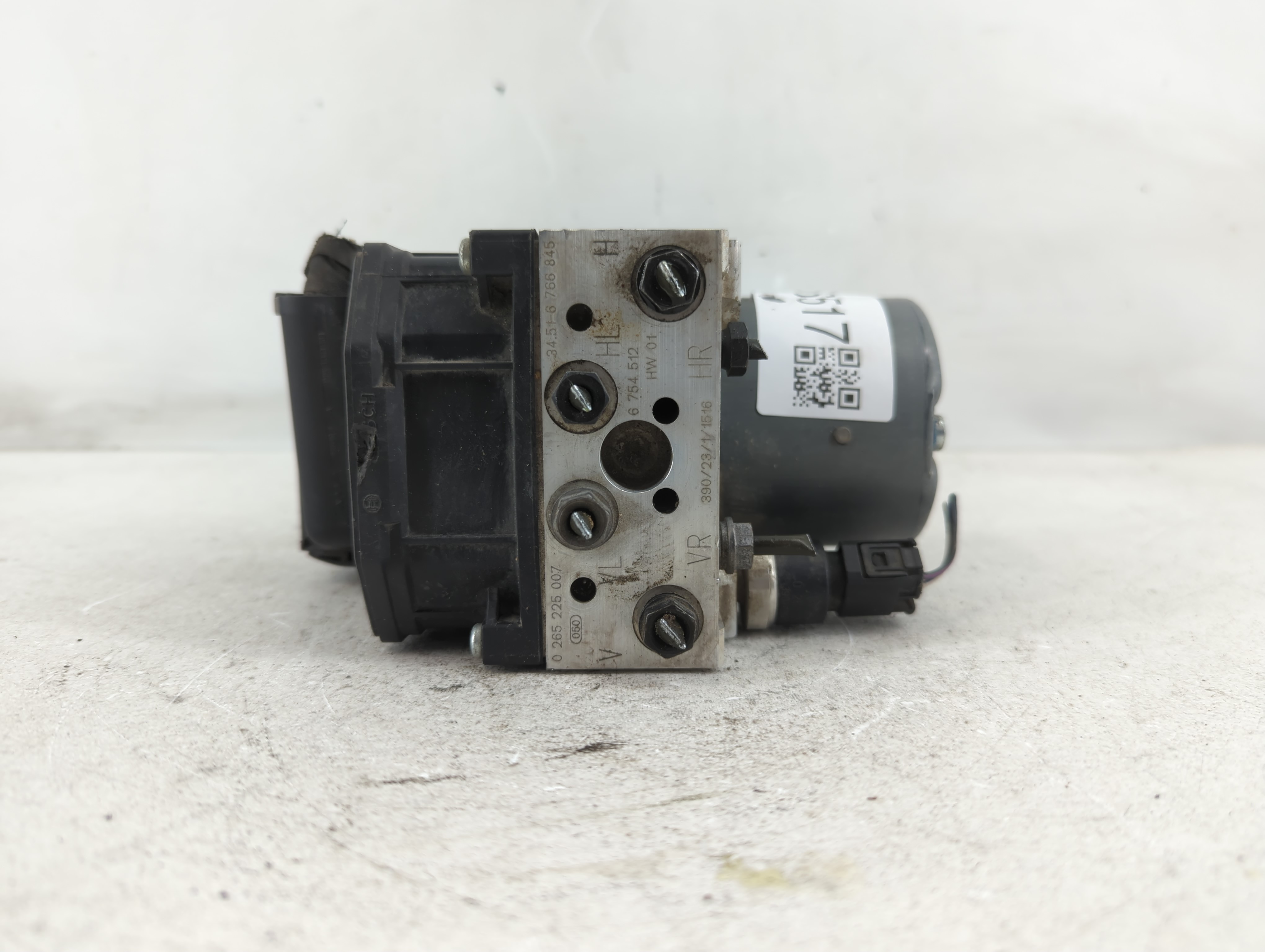2002-2005 Bmw 745i Abs Pump Control Module 1086517 - Oemusedautoparts1.com
