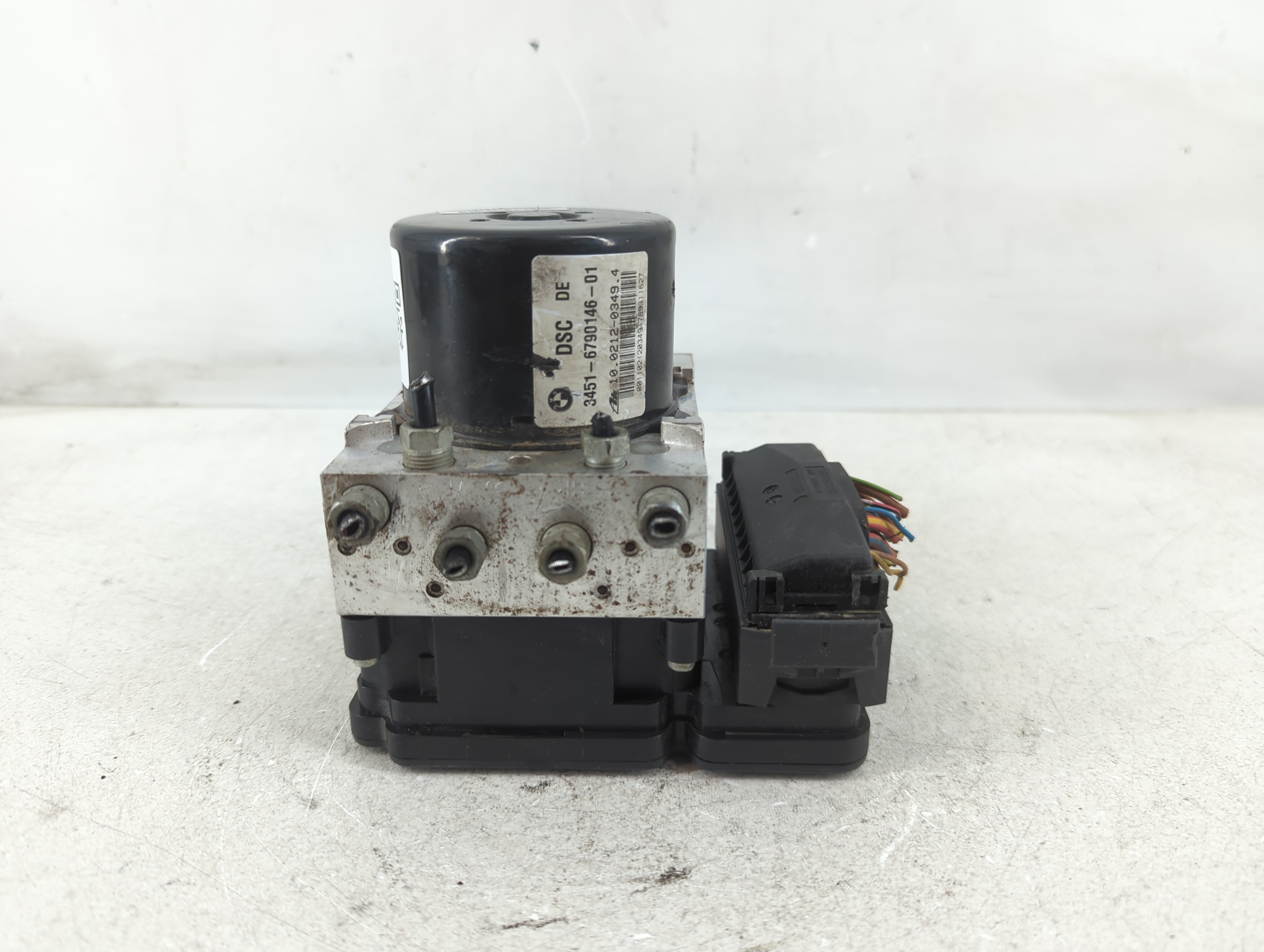 2004-2004 Bmw X3 Abs Pump Control Module 1086523 - Oemusedautoparts1.com