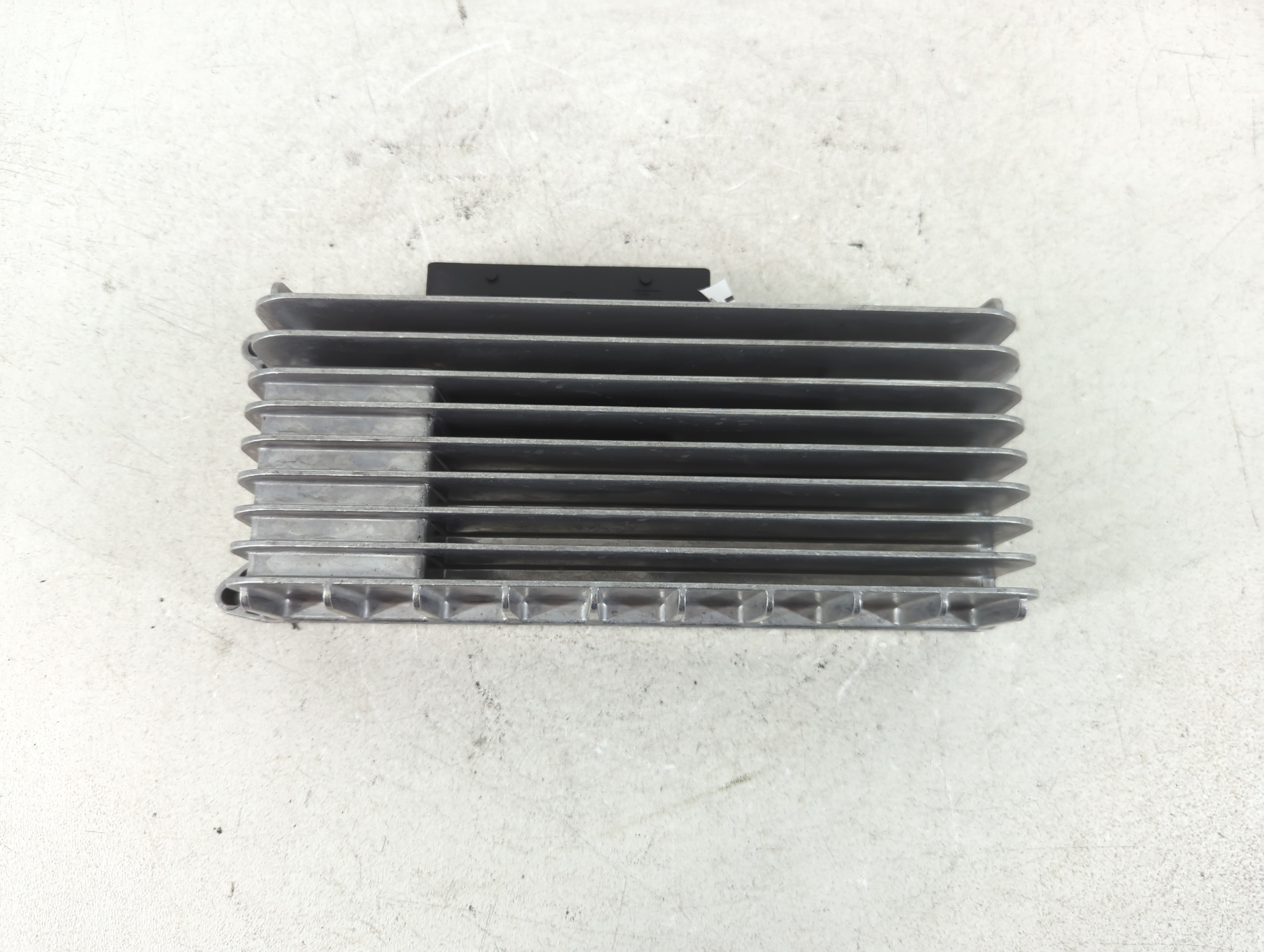 Picture of 2009-2012 Audi A4 Am Fm Cd Player Radio Receiver 1086529