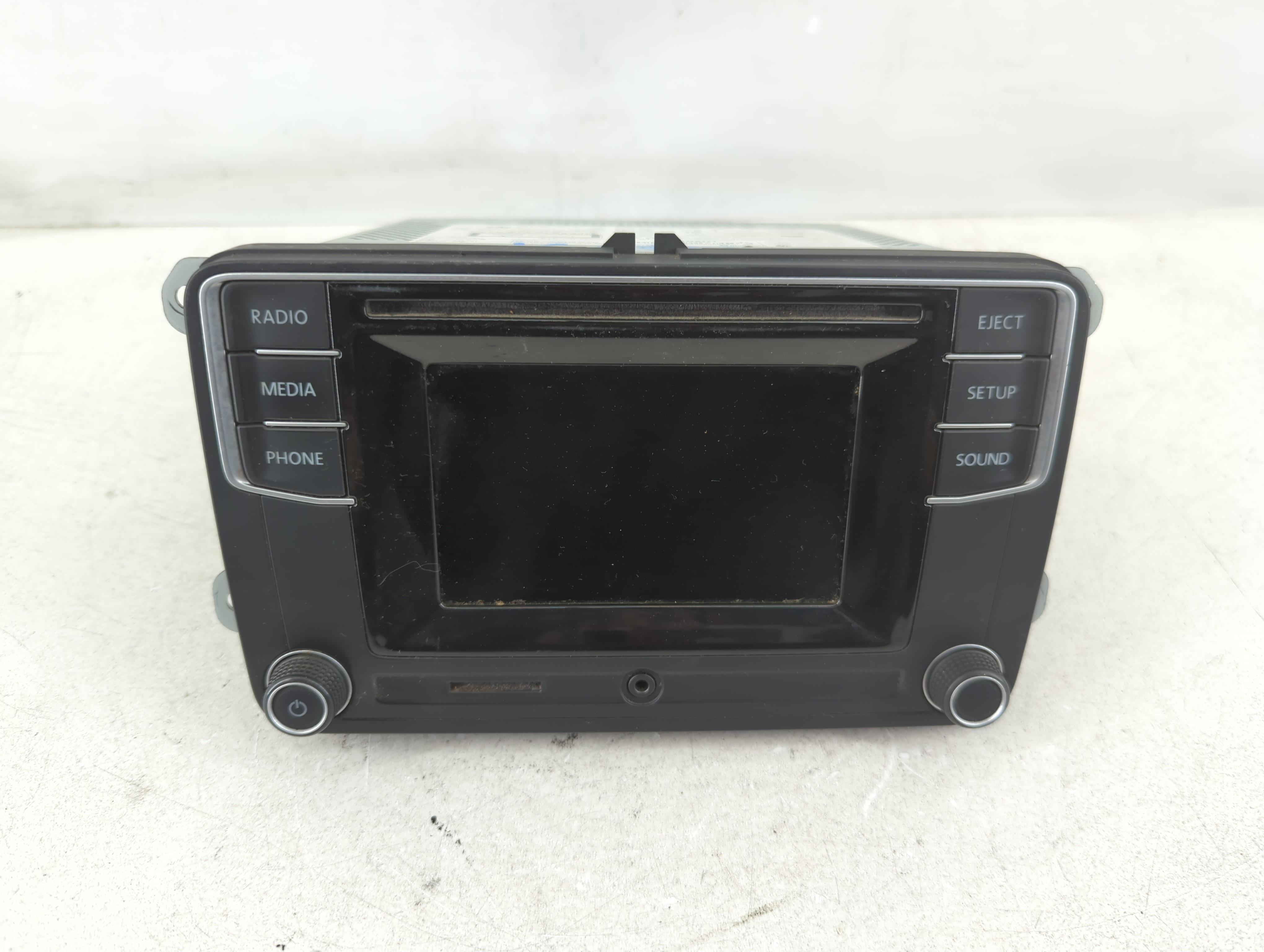 2017-2017 Volkswagen Jetta Am Fm Cd Player Radio Receiver 1086534 - Oemusedautoparts1.com
