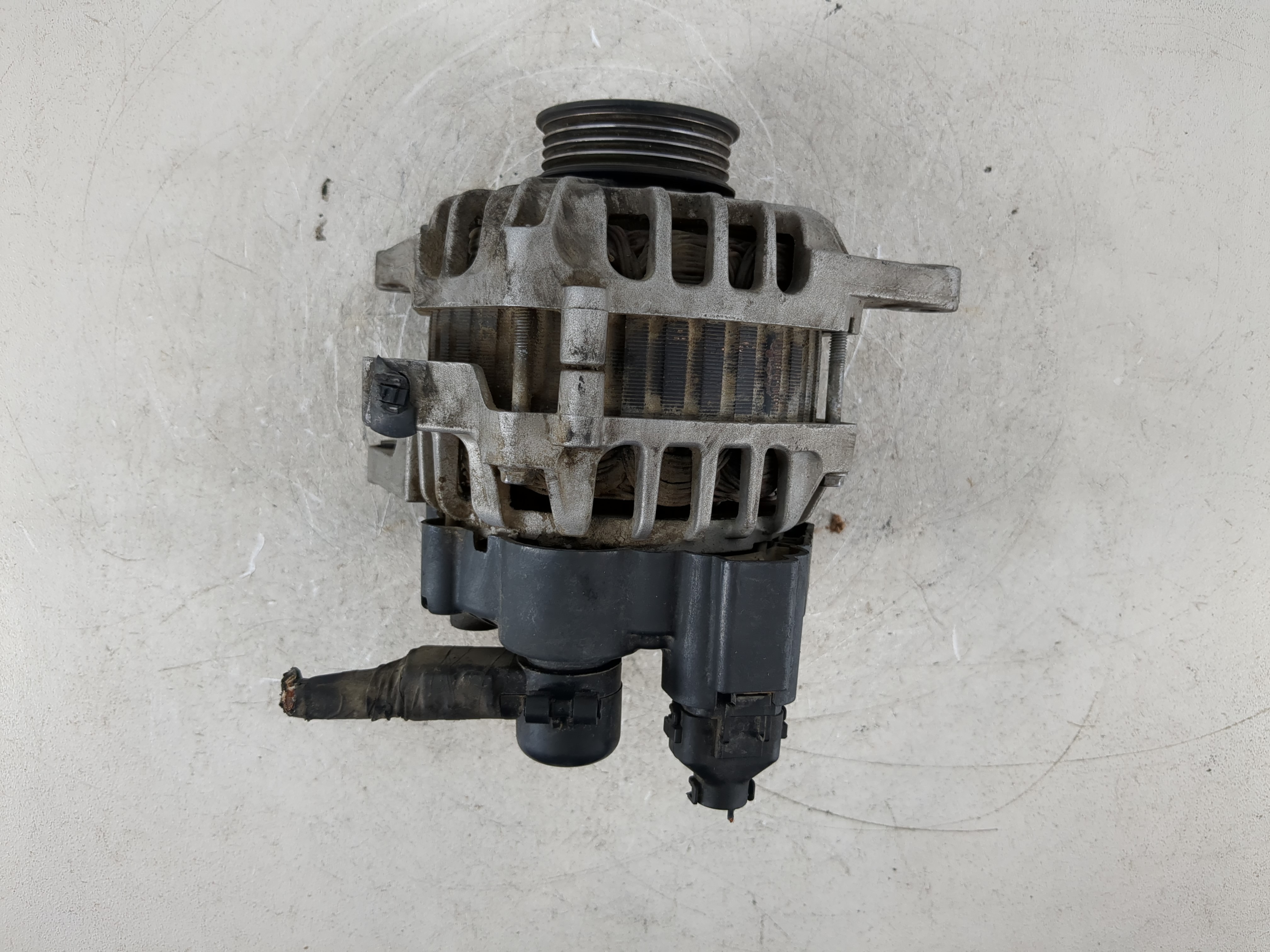 2003 Hyundai Accent Alternator Generator Charging Assembly Engine Oem 1086551 - Oemusedautoparts1.com