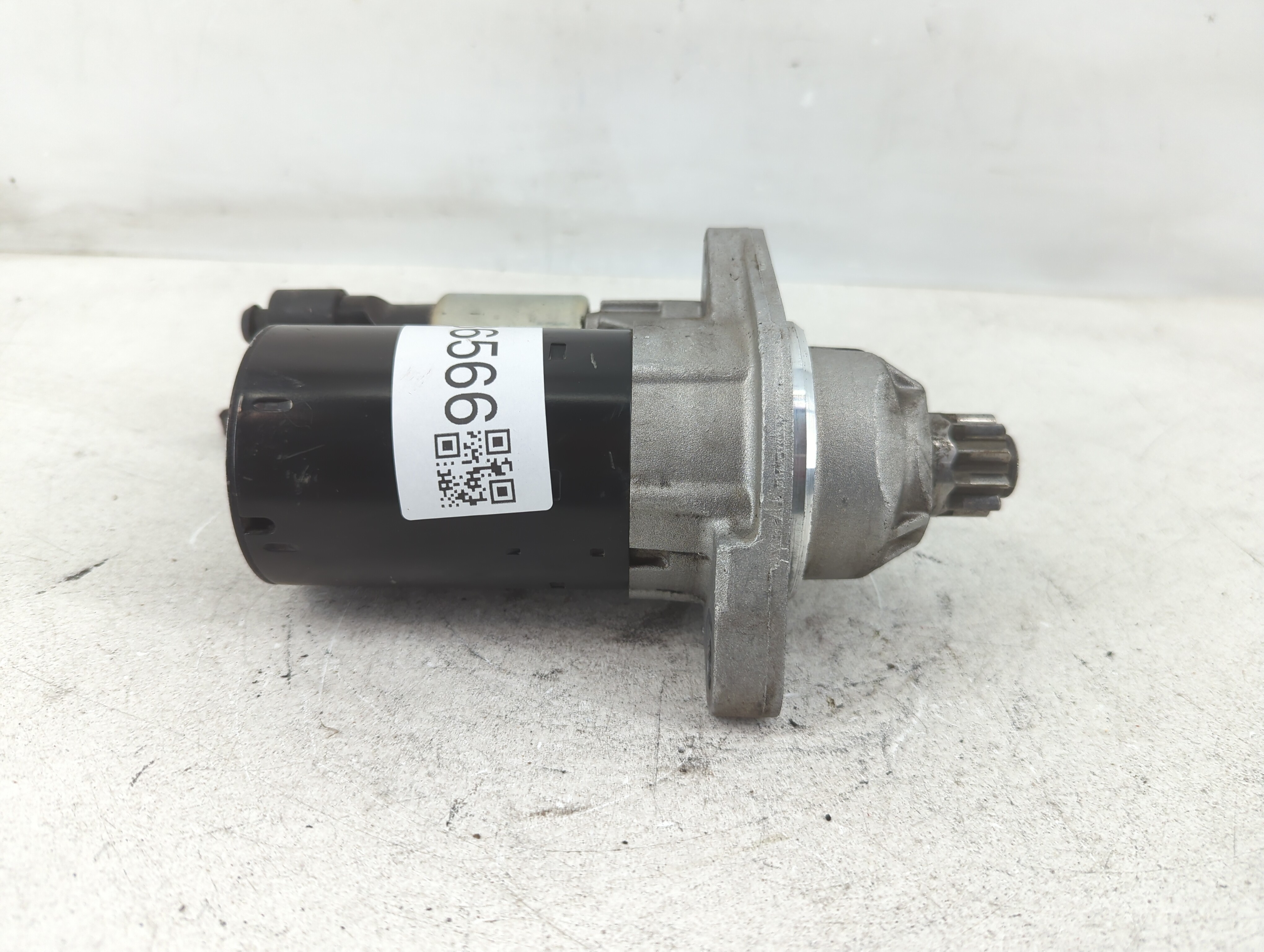 2013 Volkswagen Cc Alternator Generator Charging Assembly Engine Oem 1086566 - Oemusedautoparts1.com