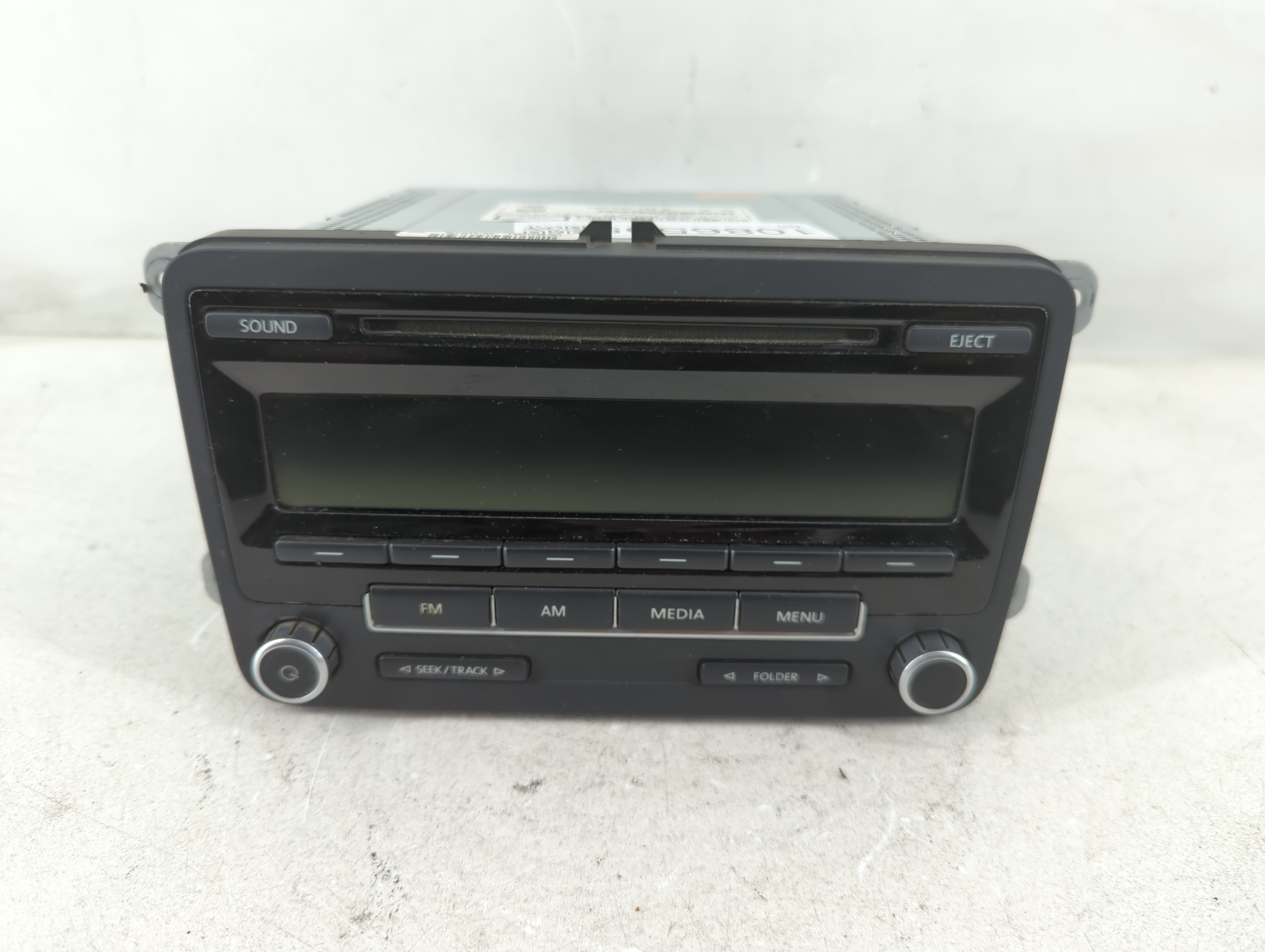 2011-2014 Volkswagen Jetta Am Fm Cd Player Radio Receiver 1086595 - Oemusedautoparts1.com