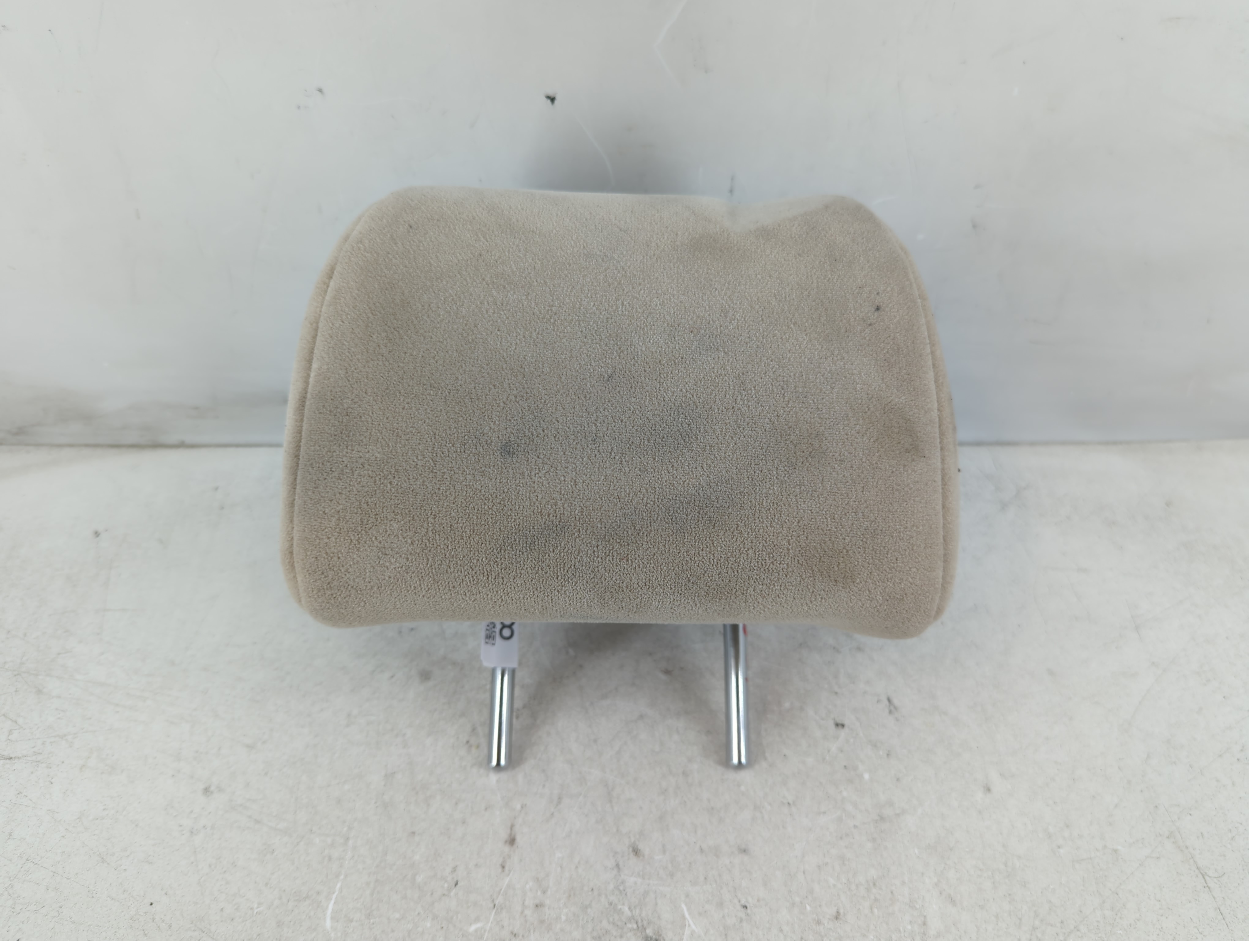 2009-2010 Kia Optima Headrest Head Rest Rear Center Seat Ivory 1086818 - Oemusedautoparts1.com