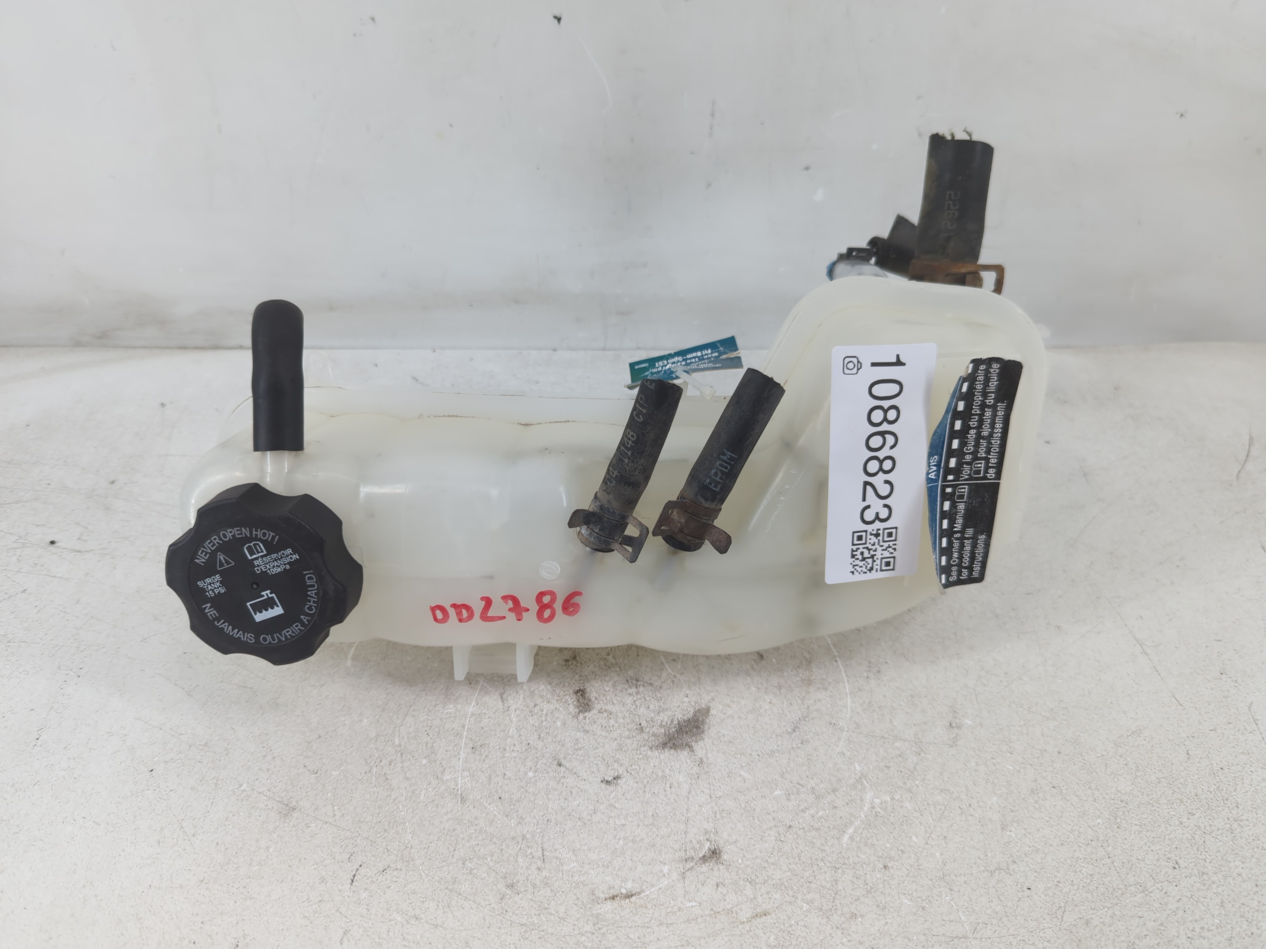 1997-2005 Chevrolet Malibu Windshield Washer Fluid Reservoir Bottle Oem 1086823 - Oemusedautoparts1.com