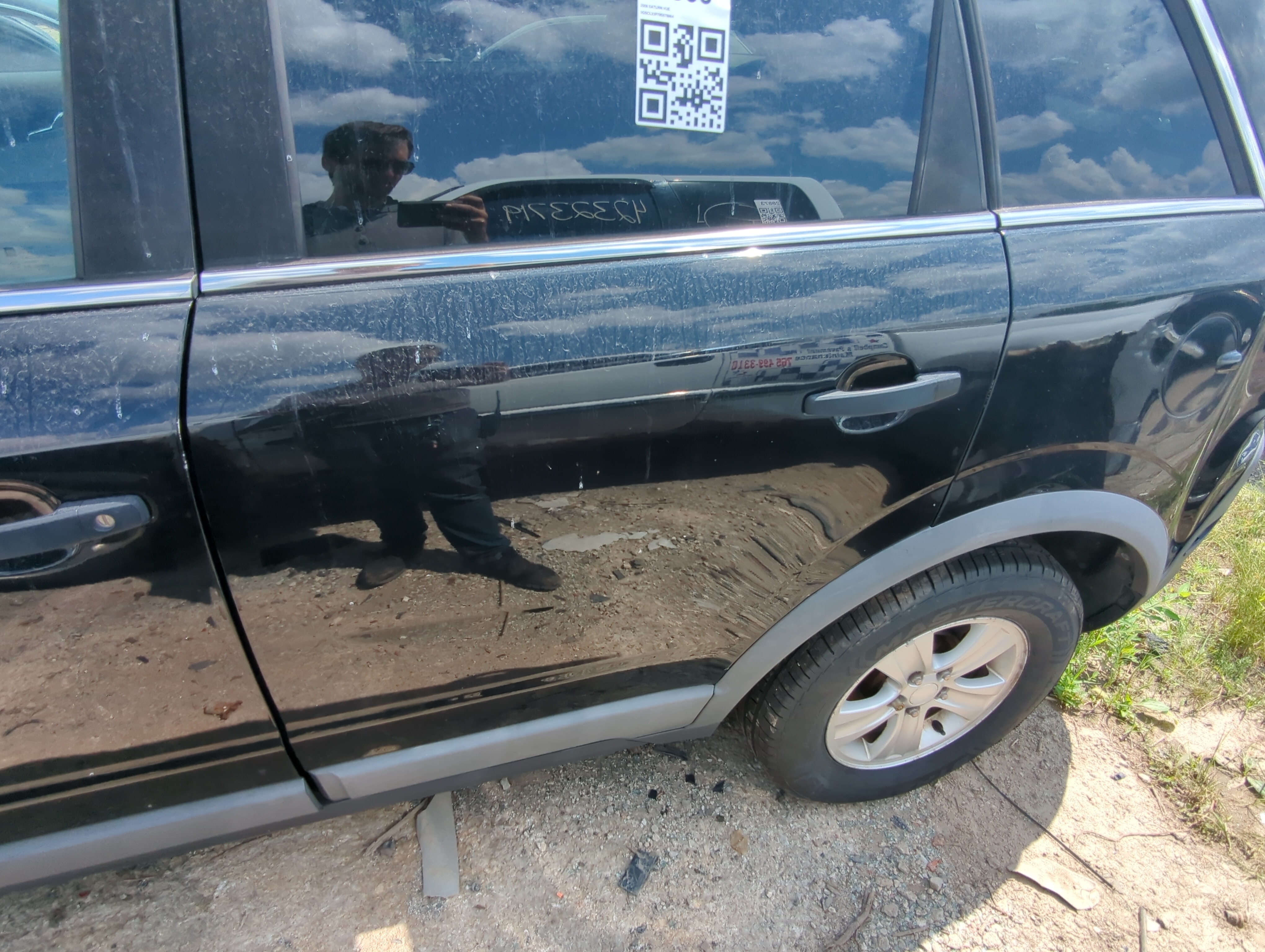 Picture of 2008-2010 Saturn Vue Driver Rear Door Oem 1086966