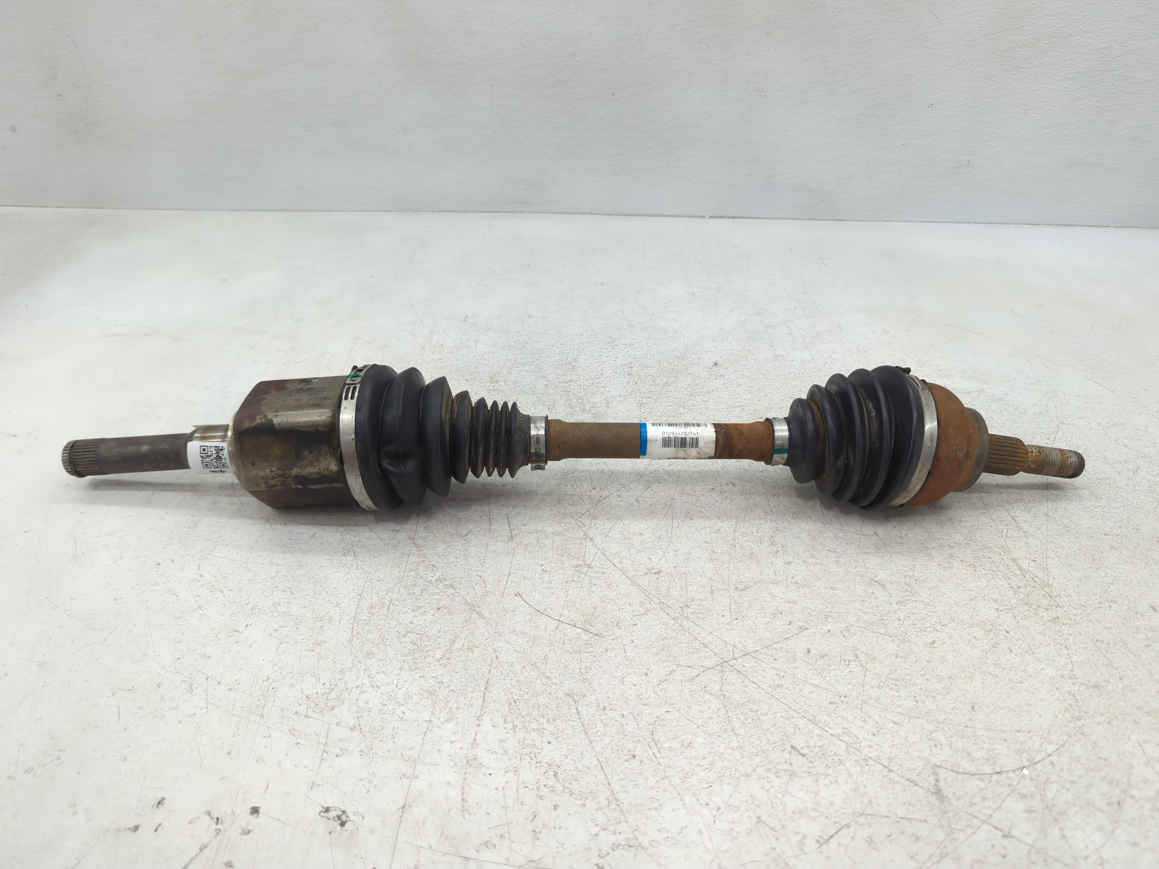 2013-2019 Ford Escape Axle Shaft Front Driver Cv C/v 1087554 - Oemusedautoparts1.com