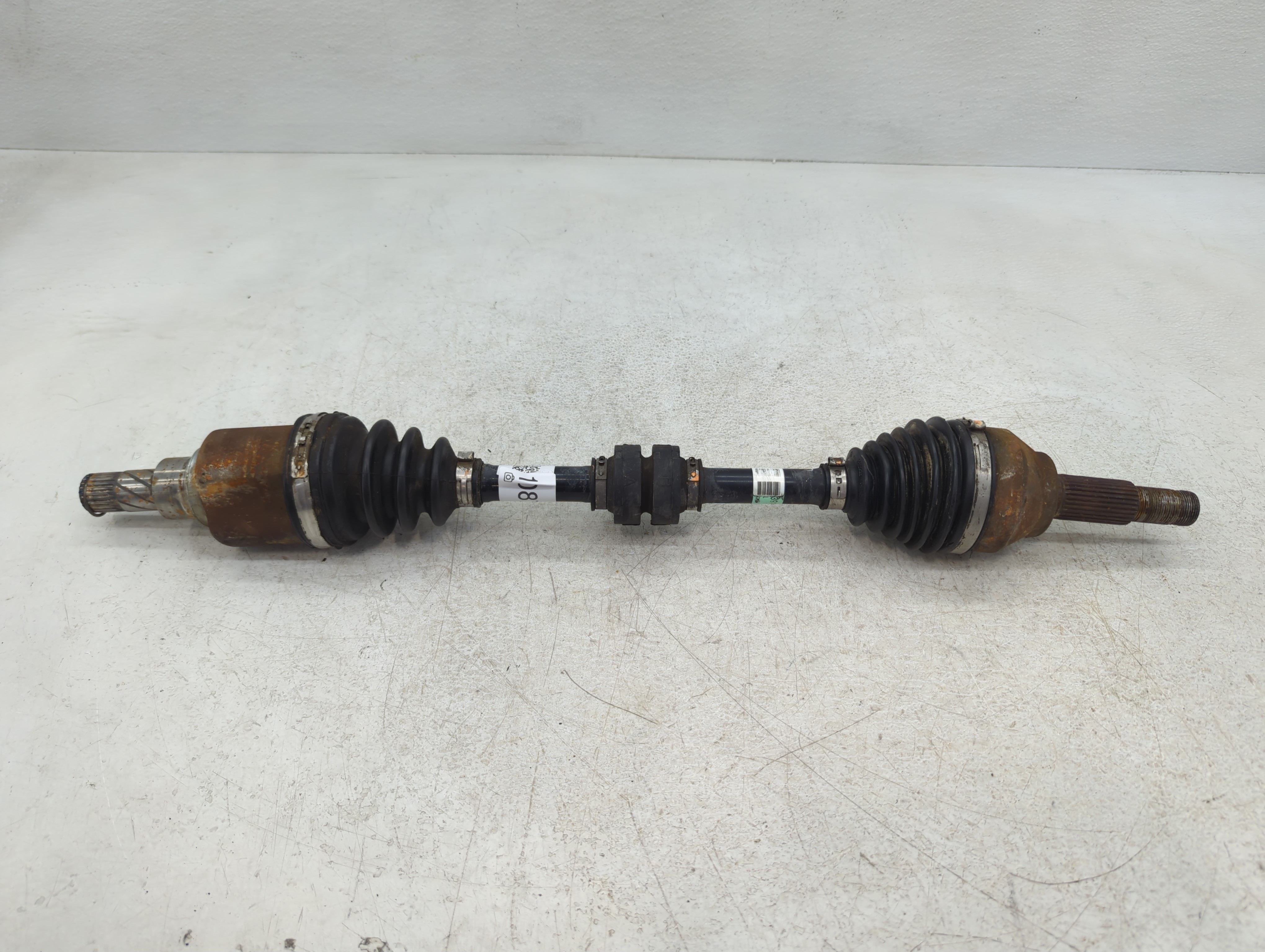 2013-2019 Nissan Sentra Axle Shaft Front Driver Cv C/v 1087557 - Oemusedautoparts1.com