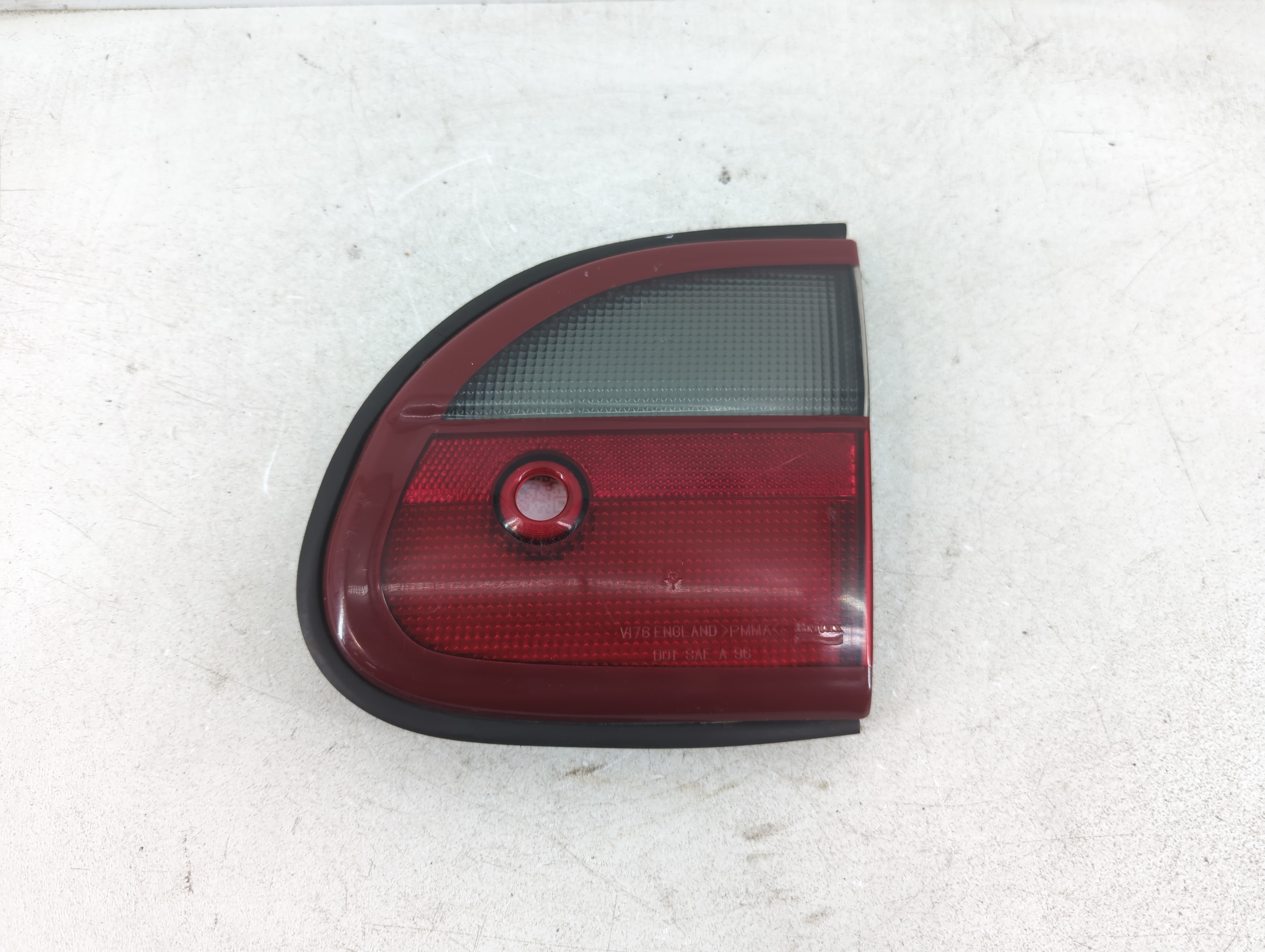 1997-2005 Chevrolet Malibu Driver Left Side Tail Light Taillight Oem 1087564 - Oemusedautoparts1.com