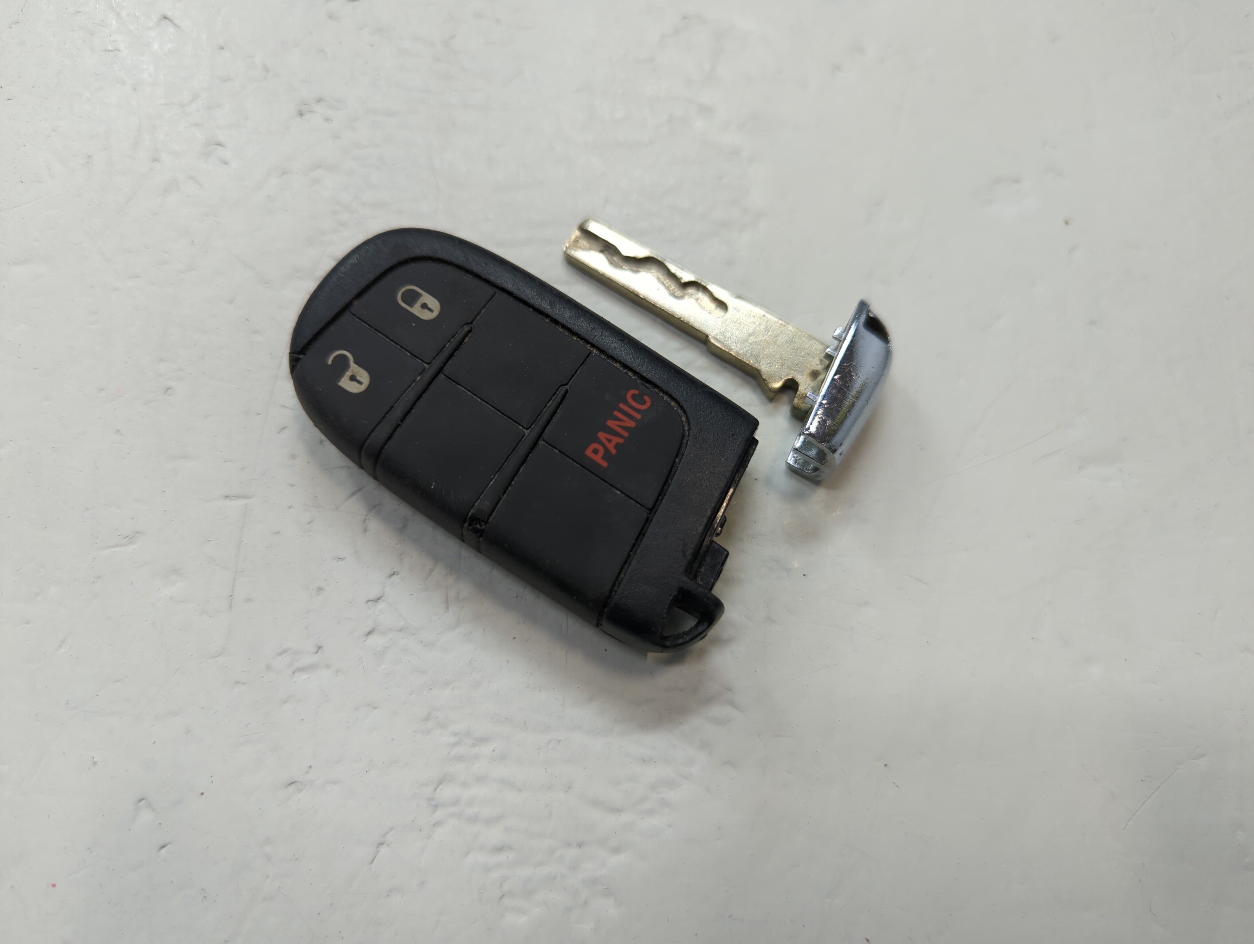 Jeep Compass Keyless Entry Remote Fob M3N-40821302 68417820AB 3 buttons 1087967 - Oemusedautoparts1.com