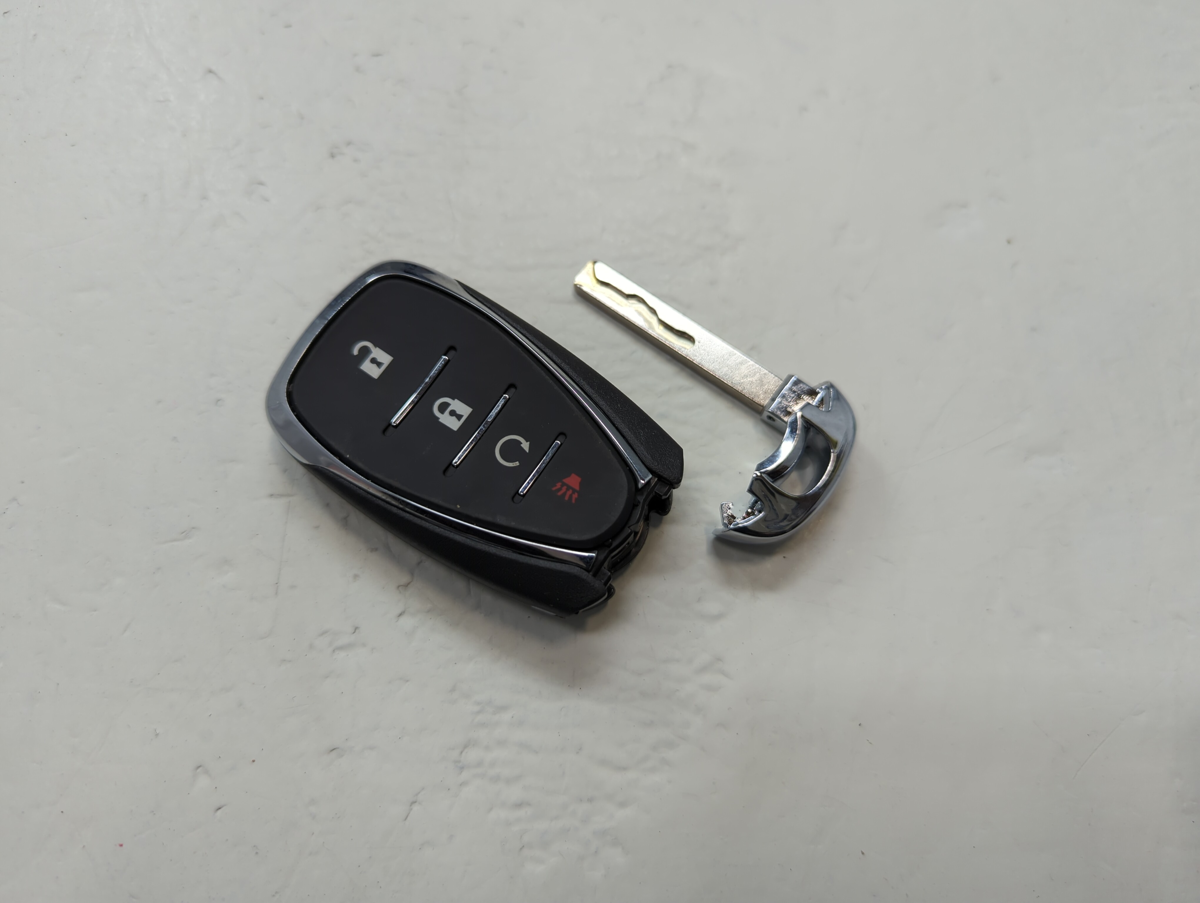 Chevrolet Blazer Keyless Entry Remote Fob HYQ4ES 13547829 4 buttons 1087987 - Oemusedautoparts1.com