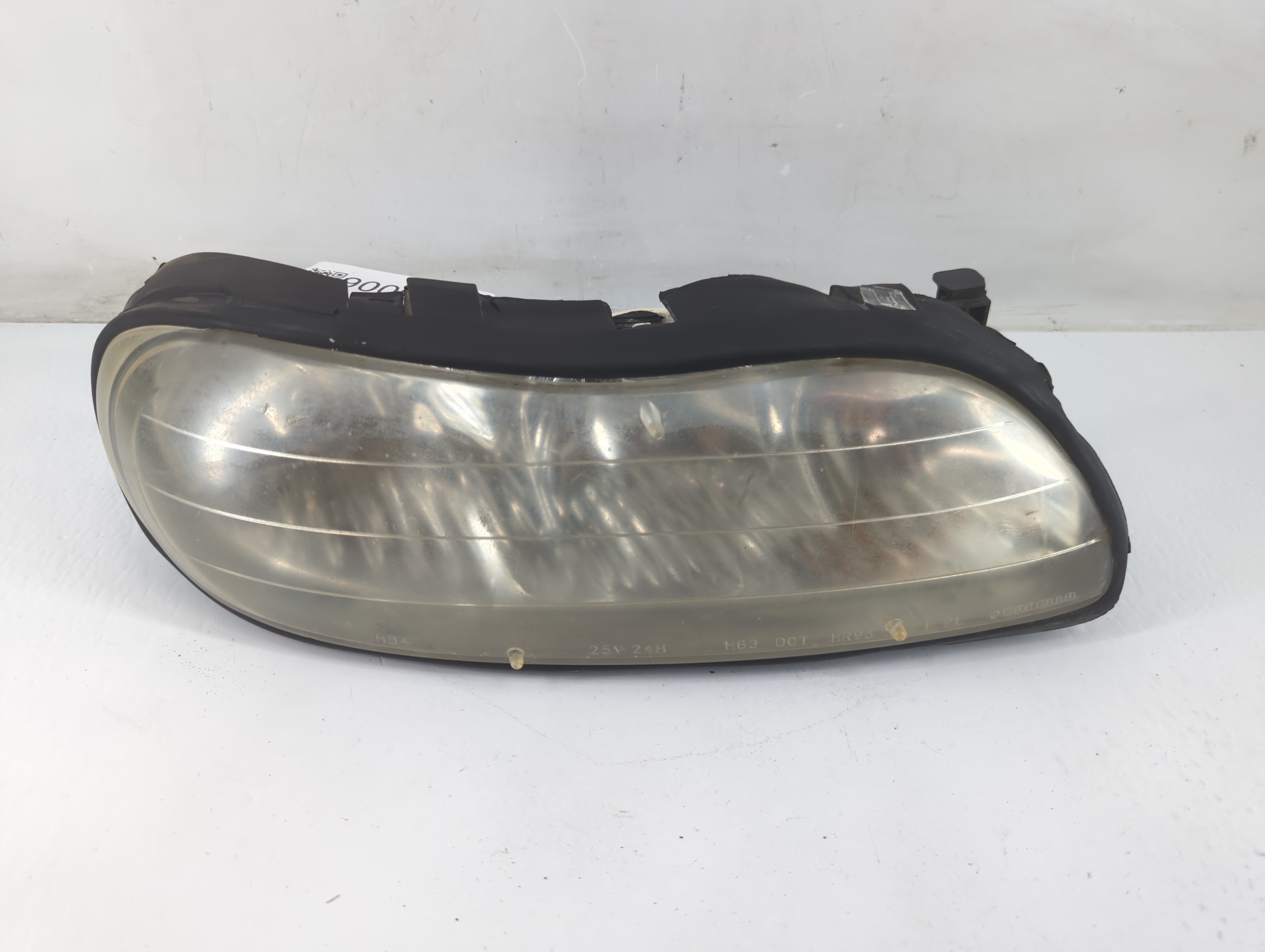 1997-2005 Chevrolet Malibu Driver Left Oem Head Light Headlight Lamp 1088006 - Oemusedautoparts1.com