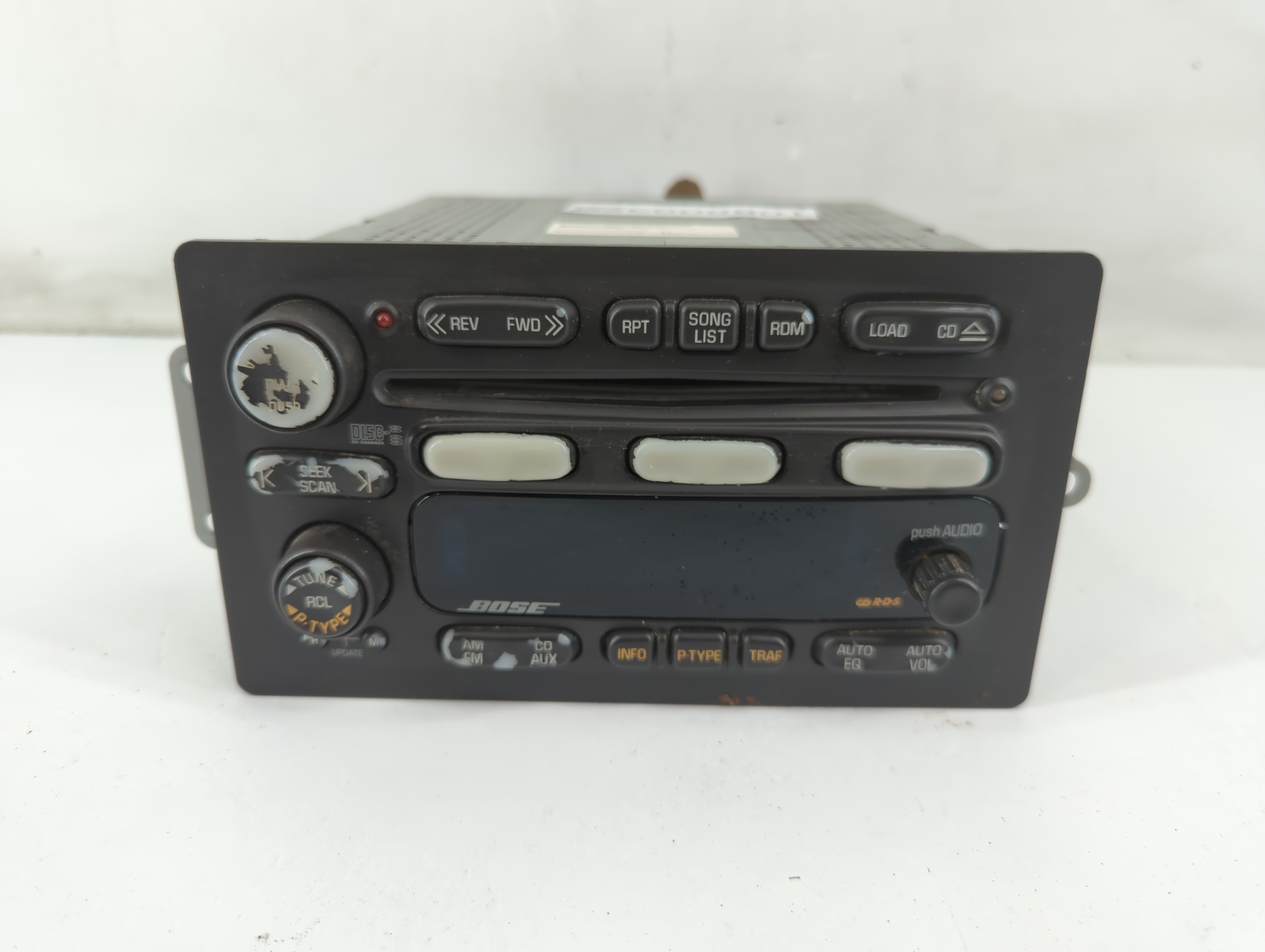 2002-2003 Gmc Envoy Am Fm Cd Player Radio Receiver 1088093 - Oemusedautoparts1.com