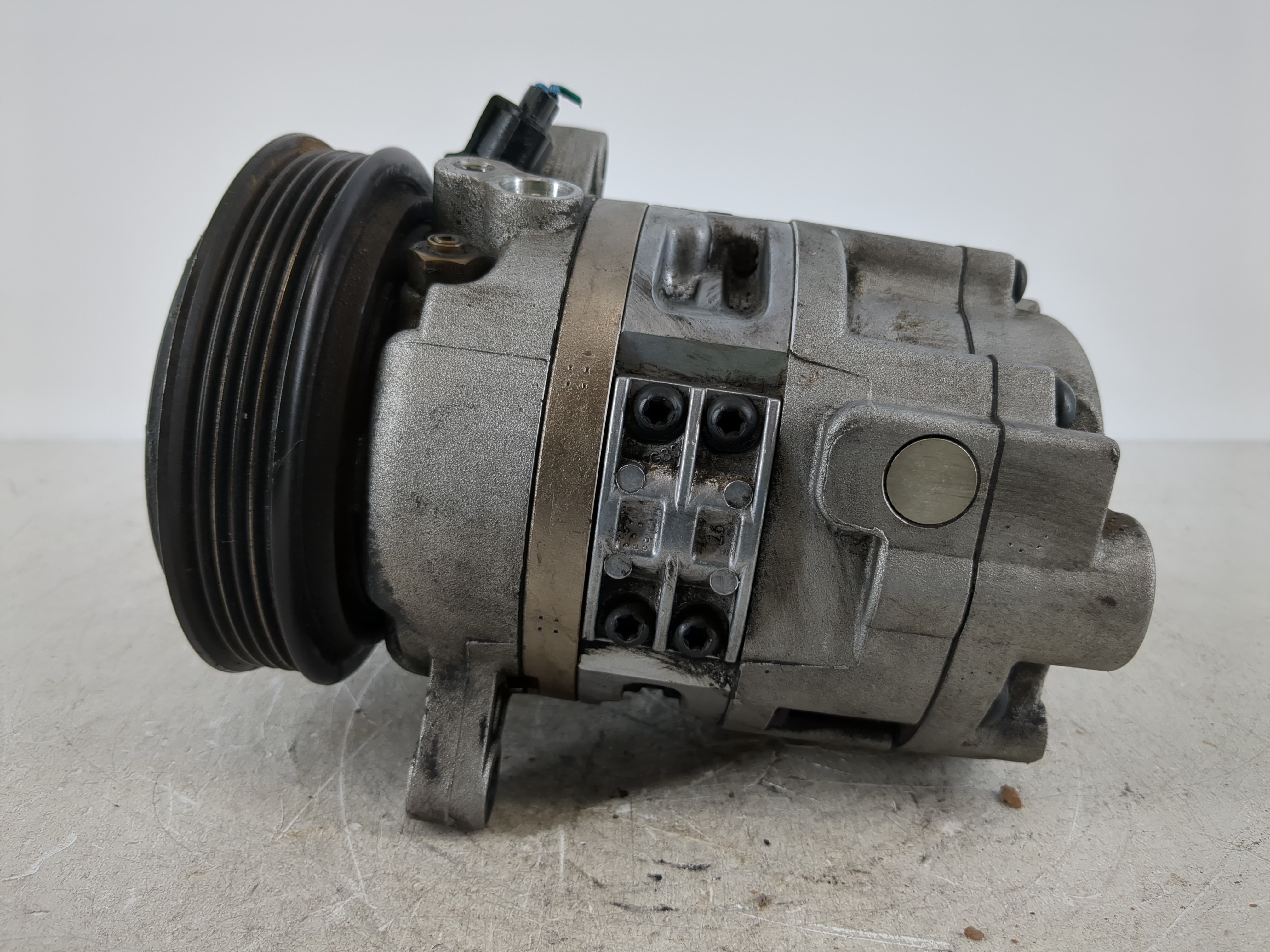 1996 Saturn Sl Air Conditioning A/c Ac Compressor Oem 1088118 - Oemusedautoparts1.com
