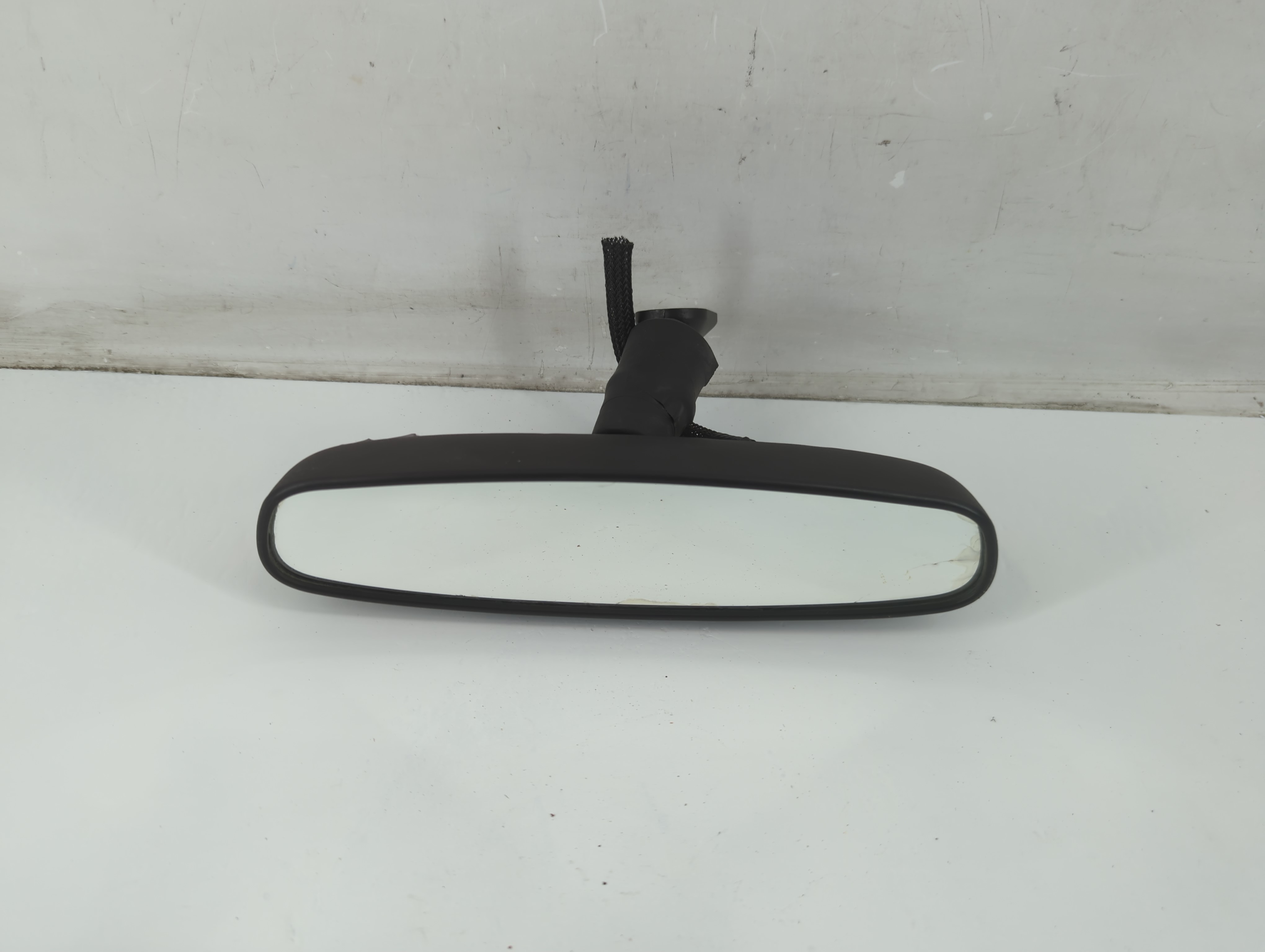 2001-2013 Chevrolet Impala Interior Rear View Mirror Oem 1088131 - Oemusedautoparts1.com