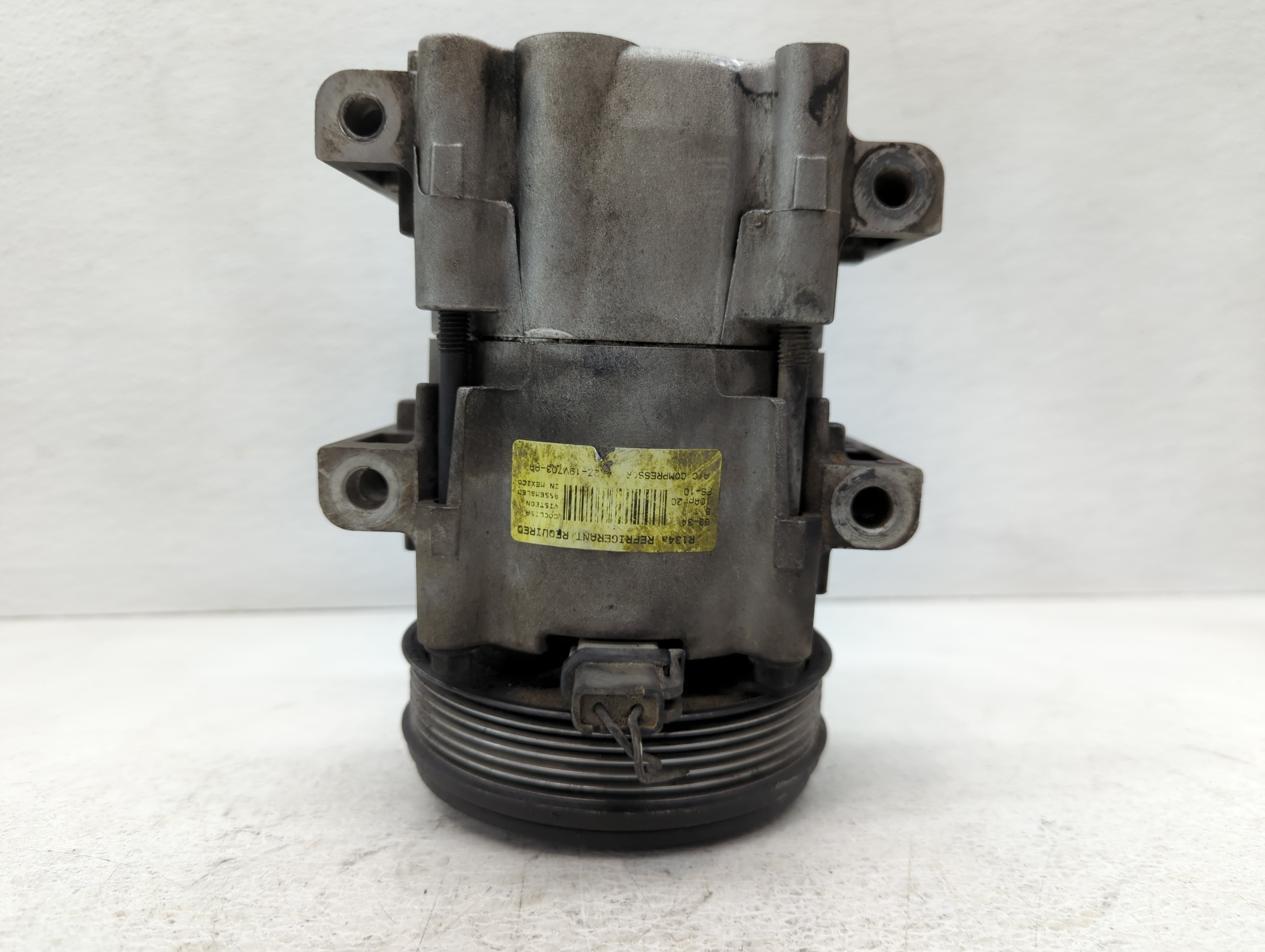 1996-2003 Ford Explorer Air Conditioning A/c Ac Compressor Oem 1088159 - Oemusedautoparts1.com