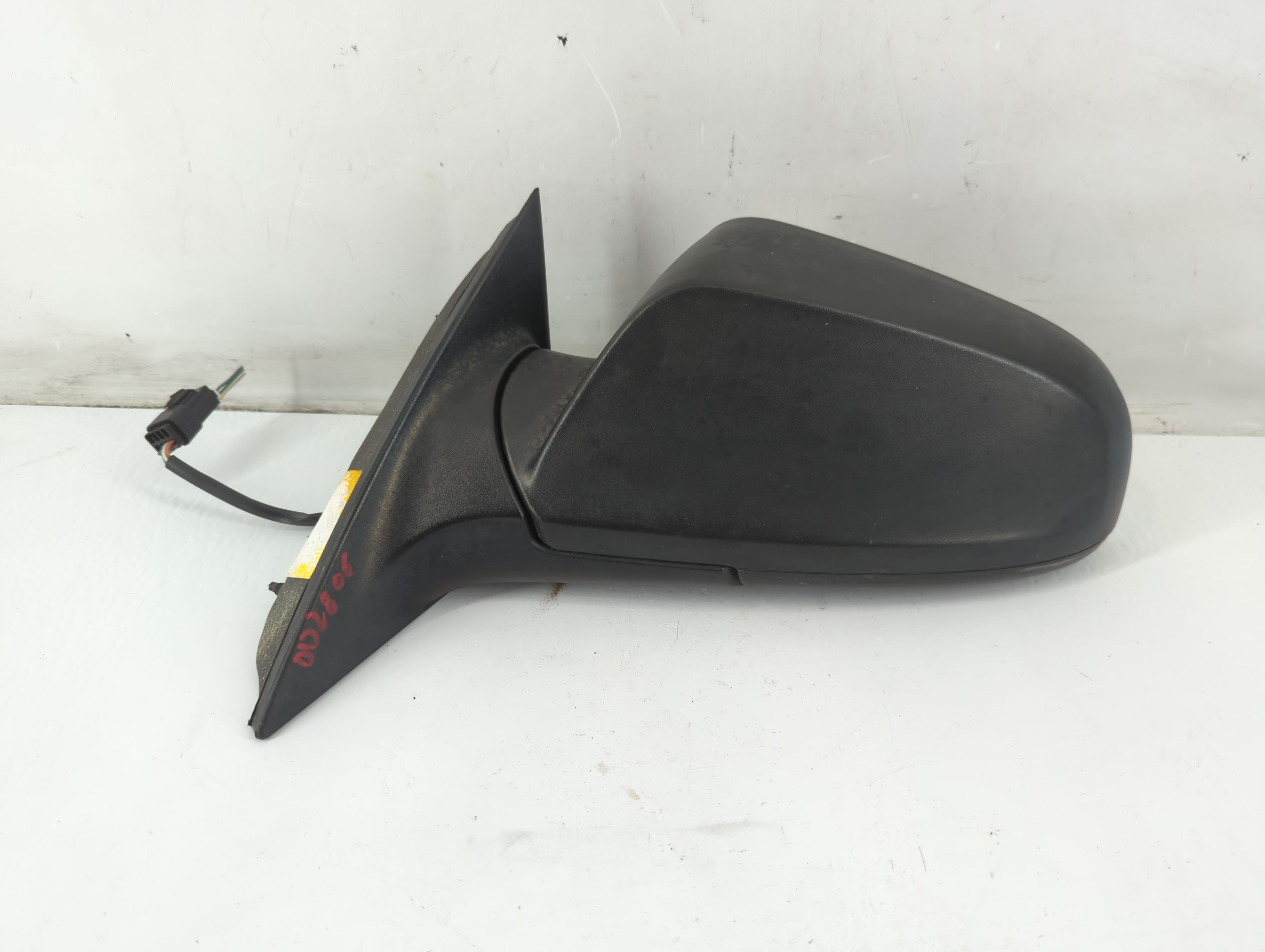 2008-2012 Chevrolet Malibu Driver Left Side View Power Door Mirror Black 1088207 - Oemusedautoparts1.com