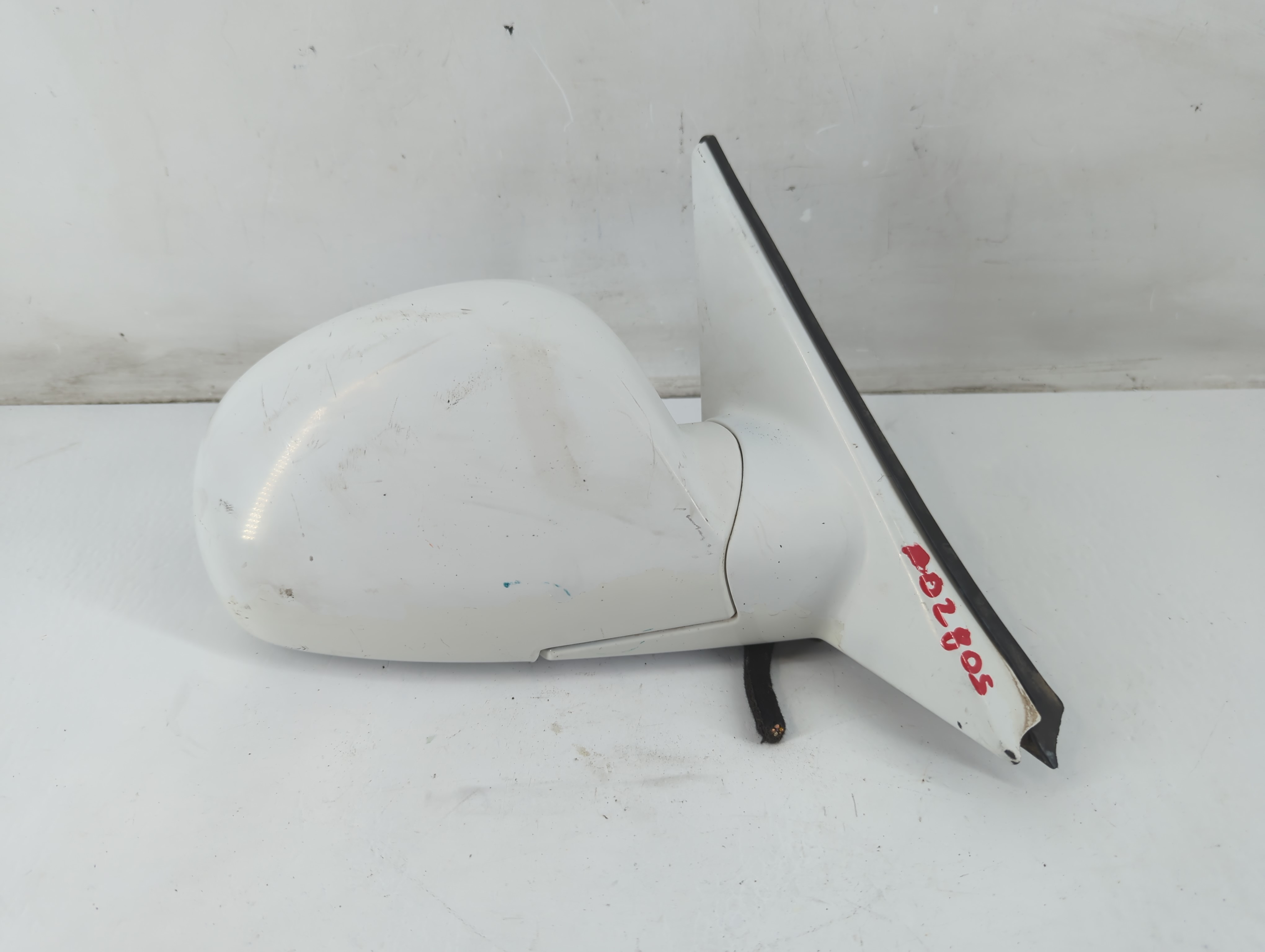 2002-2006 Hyundai Accent Passenger Right Side View Power Door Mirror 1088211 - Oemusedautoparts1.com