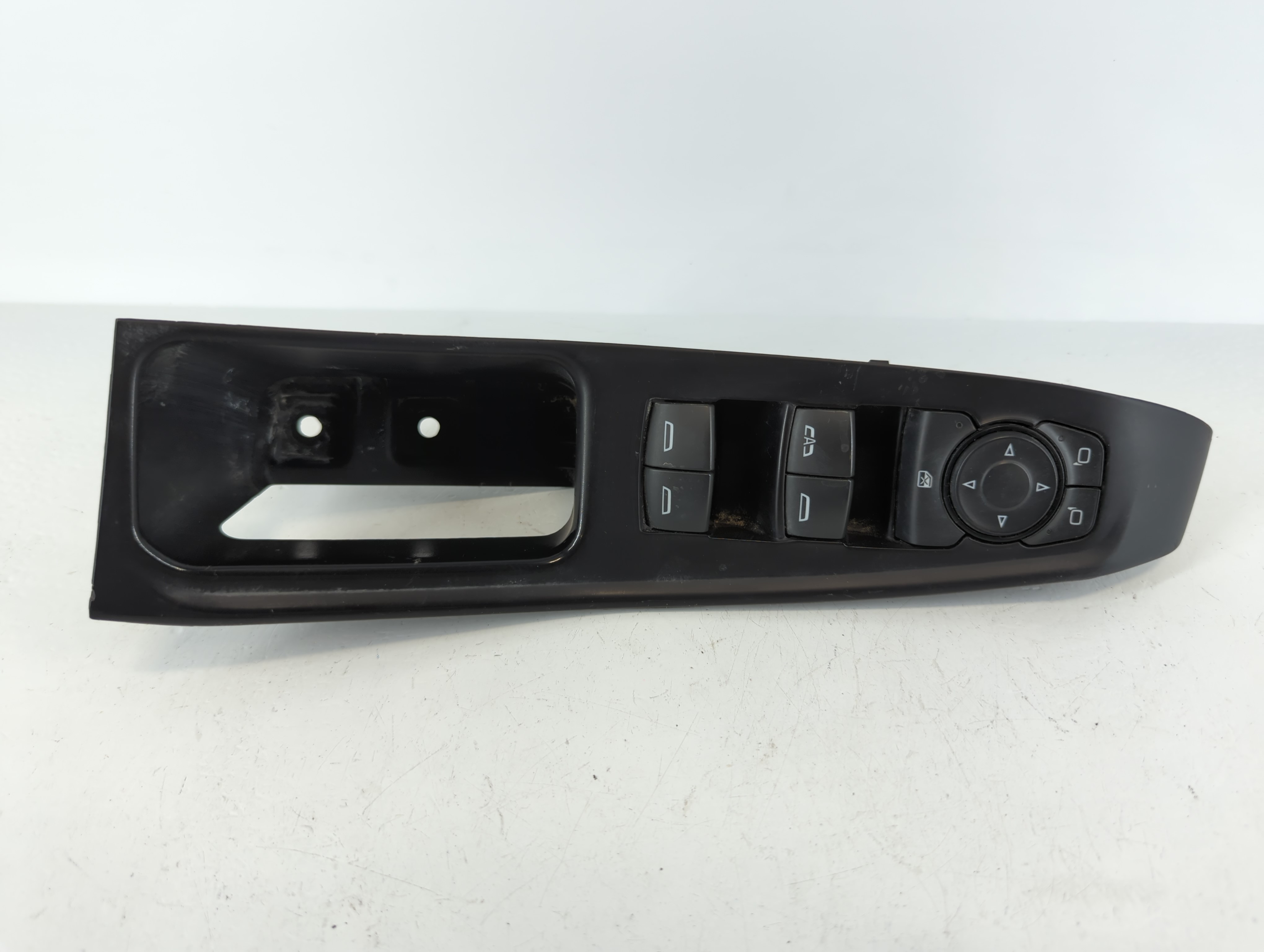 2018-2022 Chevrolet Traverse Driver Left Door Master Power Window Switch 1088221 - Oemusedautoparts1.com