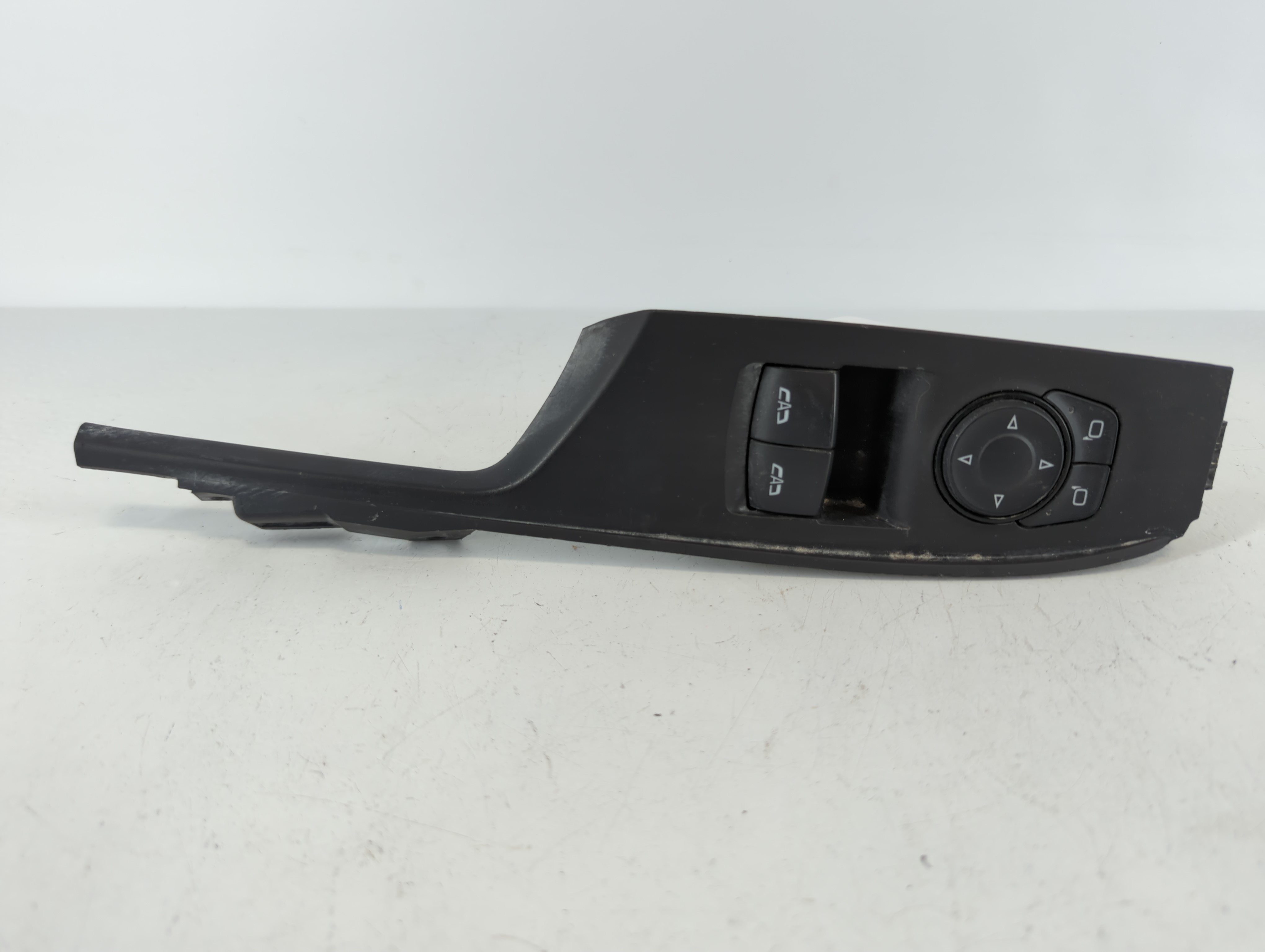 Picture of 2017-2018 Mazda 3 Driver Left Door Master Power Window Switch 23318737 1088226