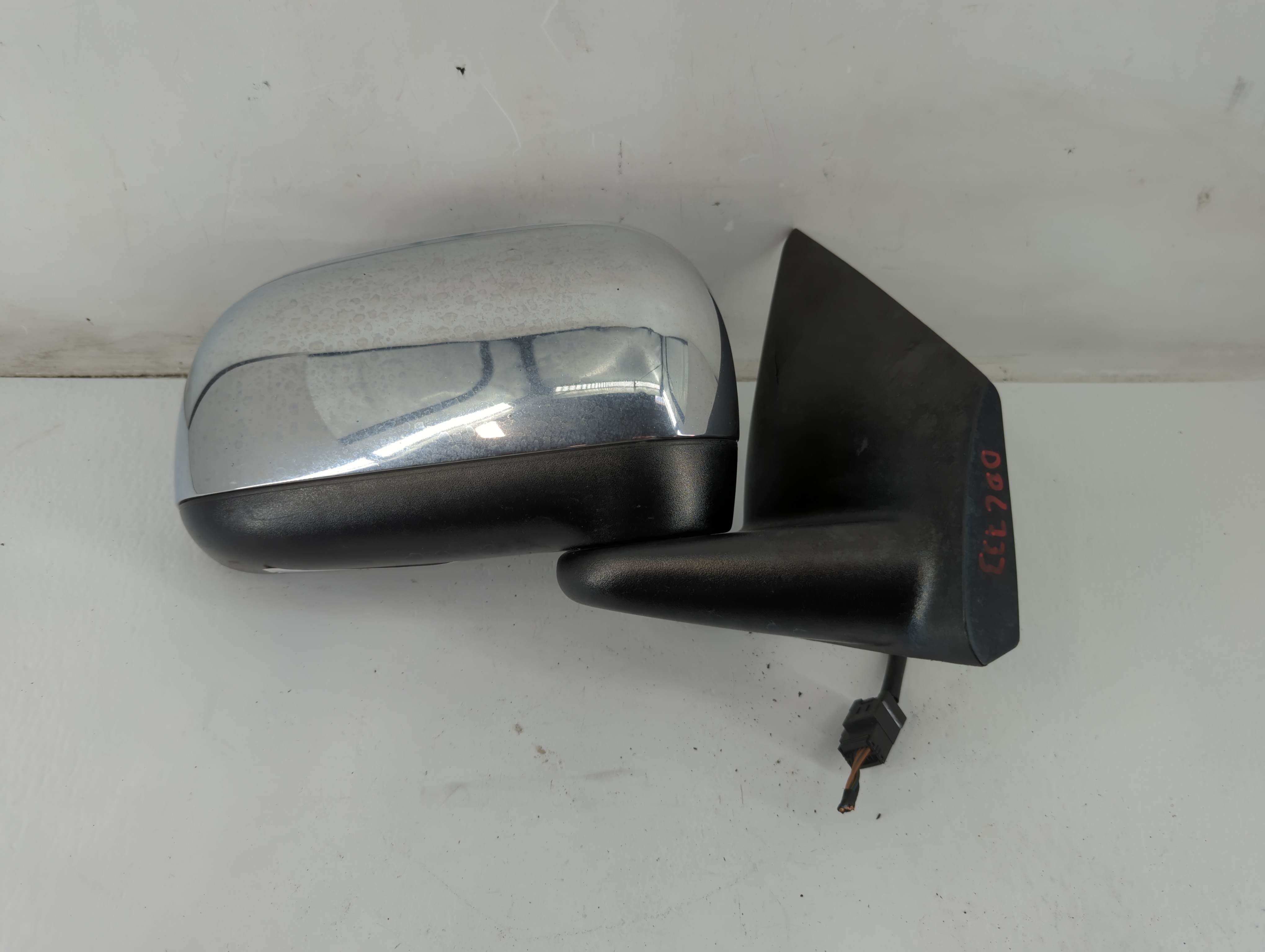 2007-2009 Chrysler Aspen Passenger Right Side View Power Door Mirror 1088231 - Oemusedautoparts1.com