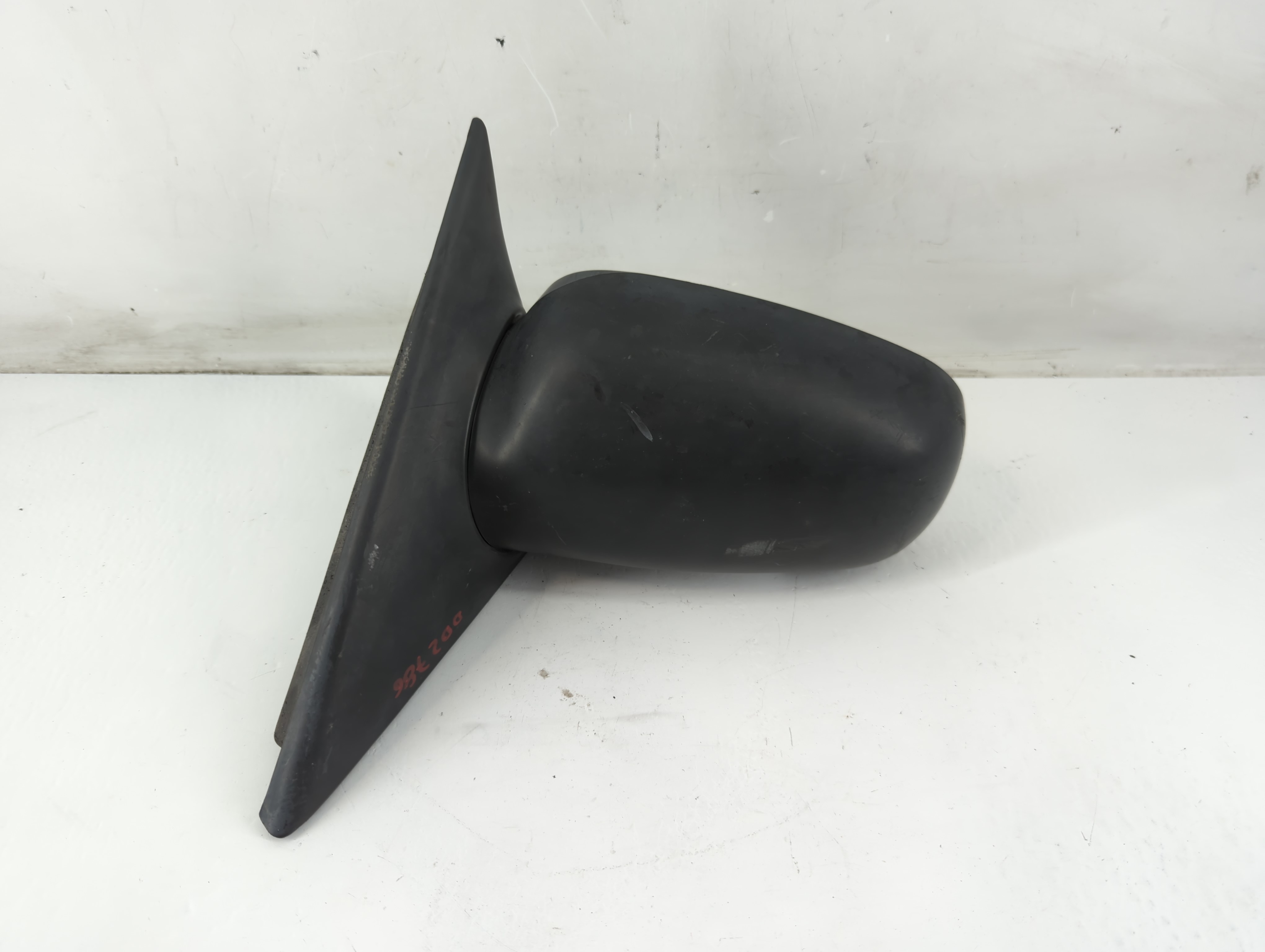 1997-2005 Chevrolet Malibu Driver Left Side View Power Door Mirror Black 1088233 - Oemusedautoparts1.com