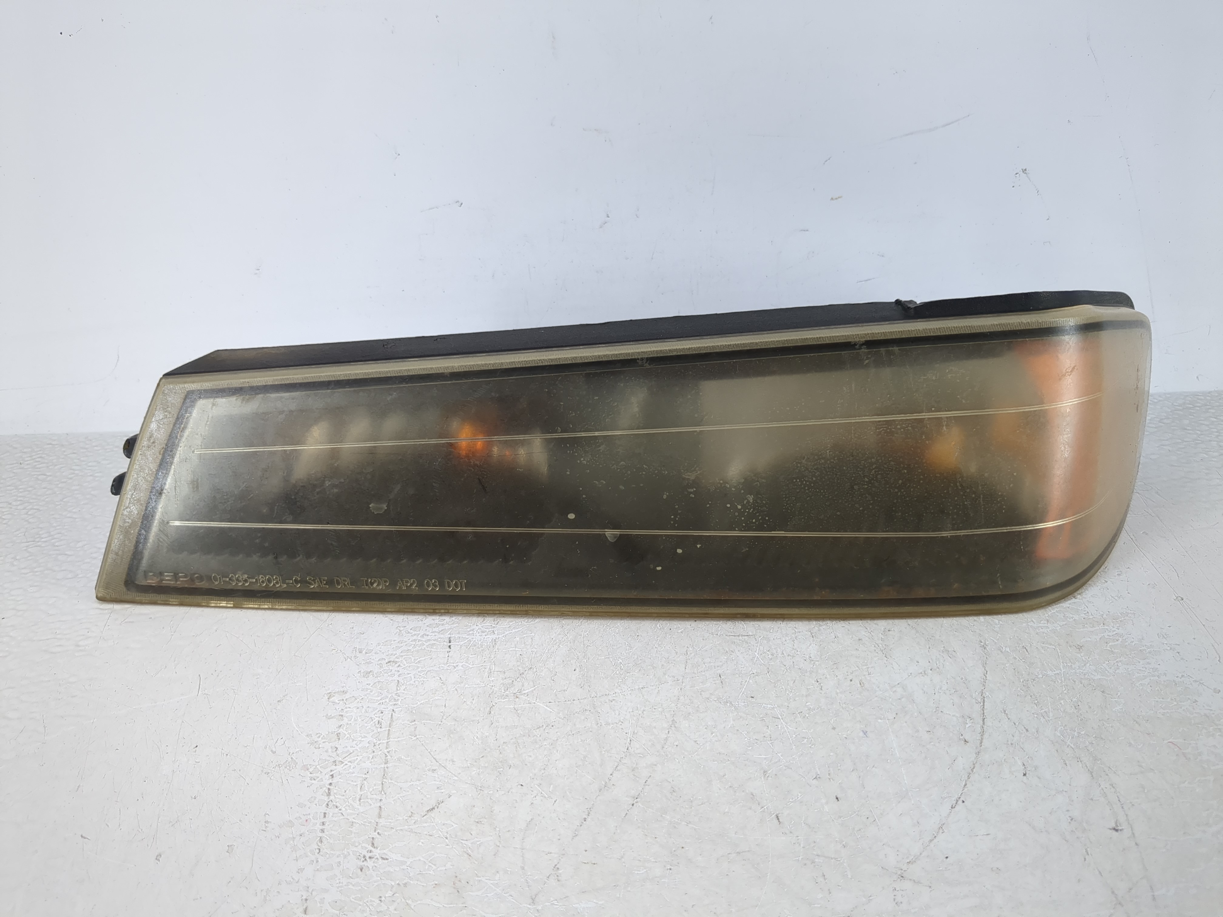 Picture of 2005 Chevrolet Colorado Driver Left Oem Head Light Headlight Lamp 1088359