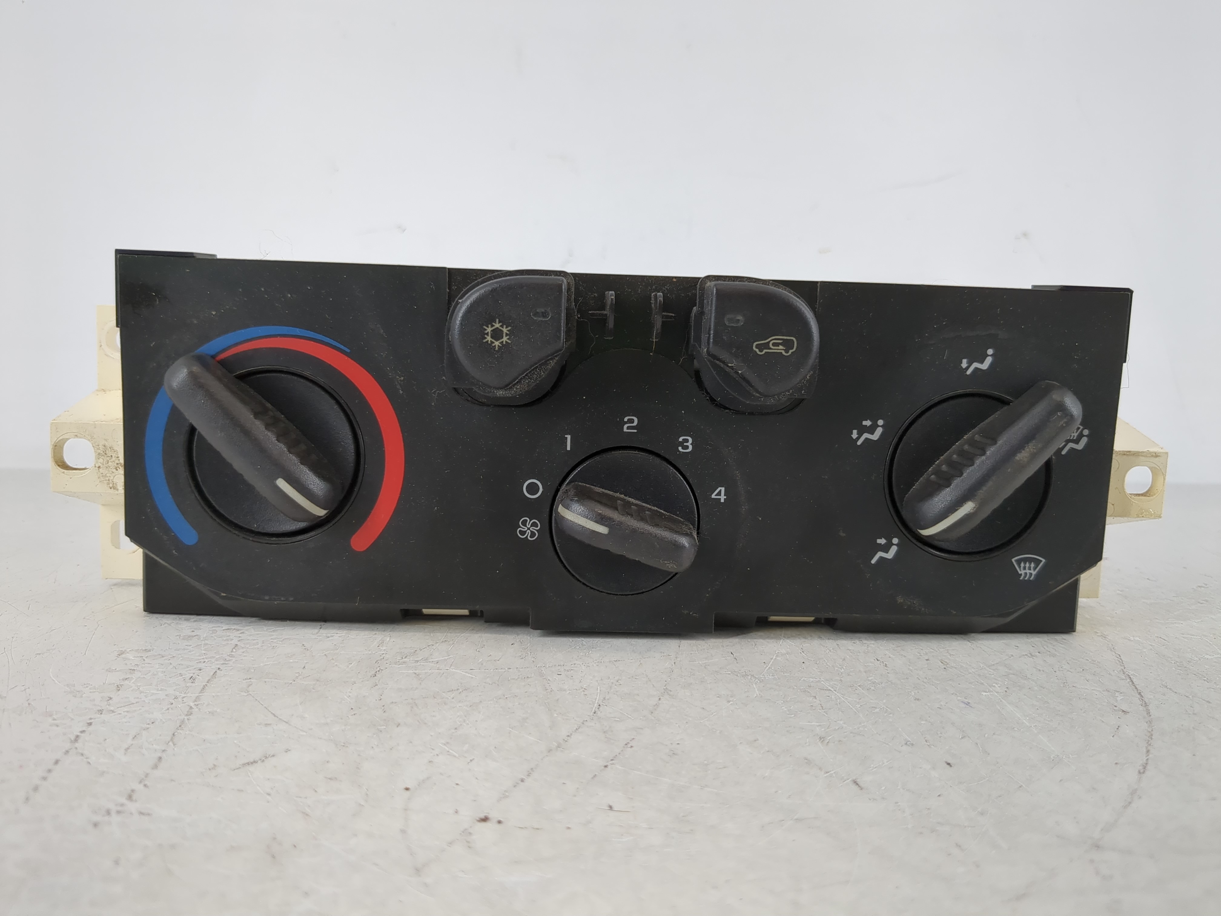 Picture of 2004-2012 Chevrolet Colorado Ac Heater Climate Control 1088378