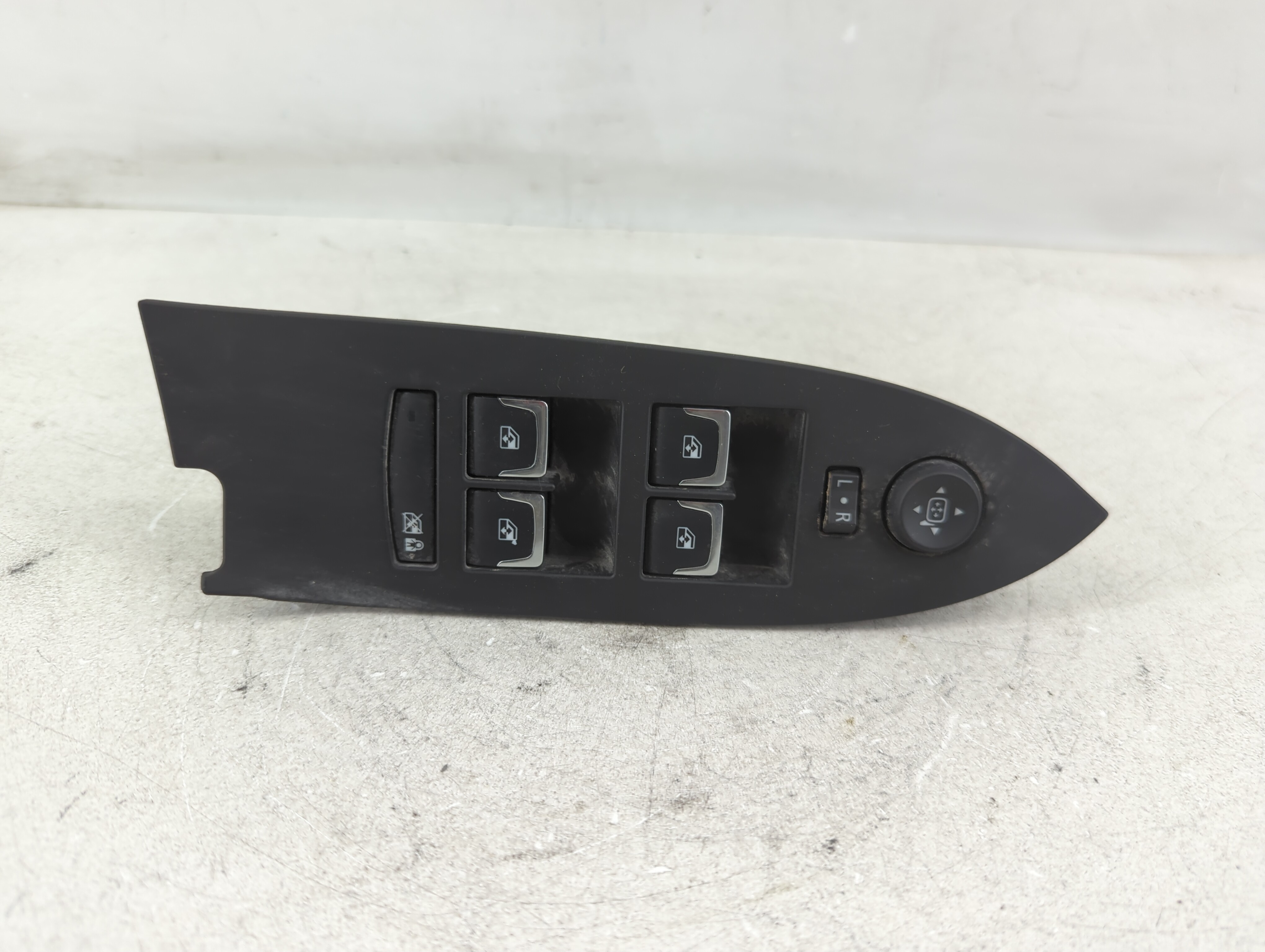 2014-2019 Cadillac Cts Driver Left Door Master Power Window Switch 1088424 - Oemusedautoparts1.com