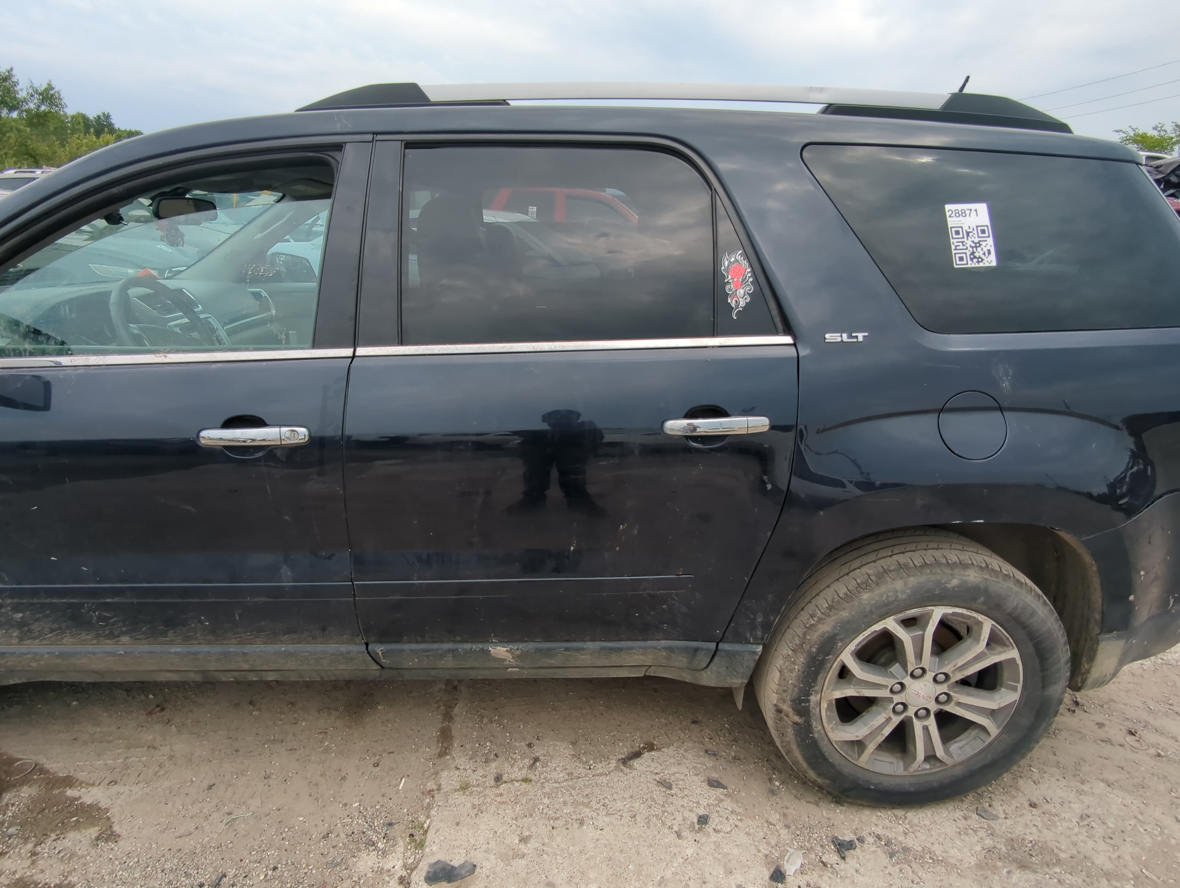 Picture of 2007-2017 Gmc Acadia Driver Rear Door Oem 1089056