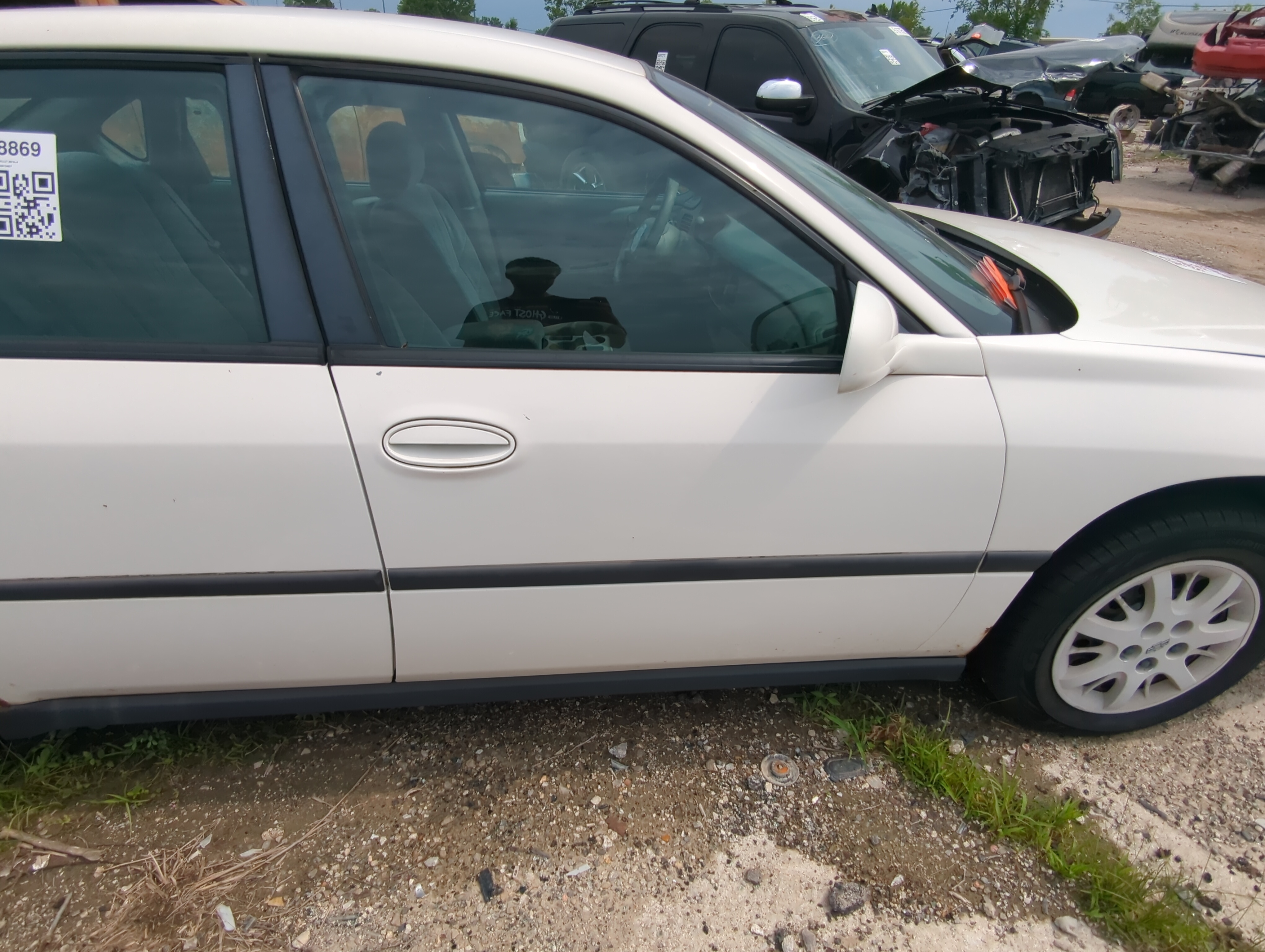 Picture of 2000-2005 Chevrolet Impala Passenger Front Door Oem 1089429