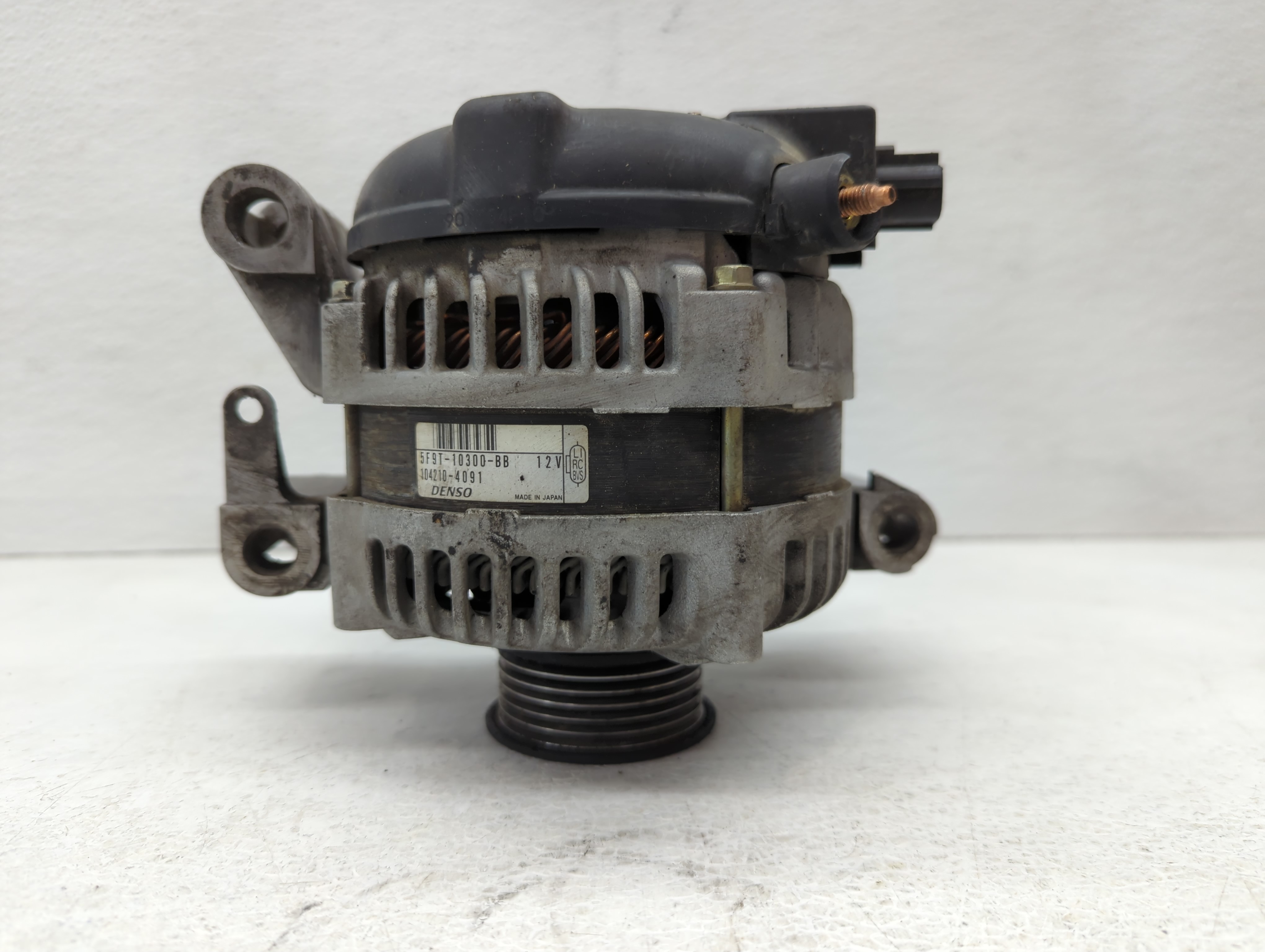 2006 Land Rover Range Rover Sport Alternator Generator Charging Assembly Engine Oem 1089770 - Oemusedautoparts1.com