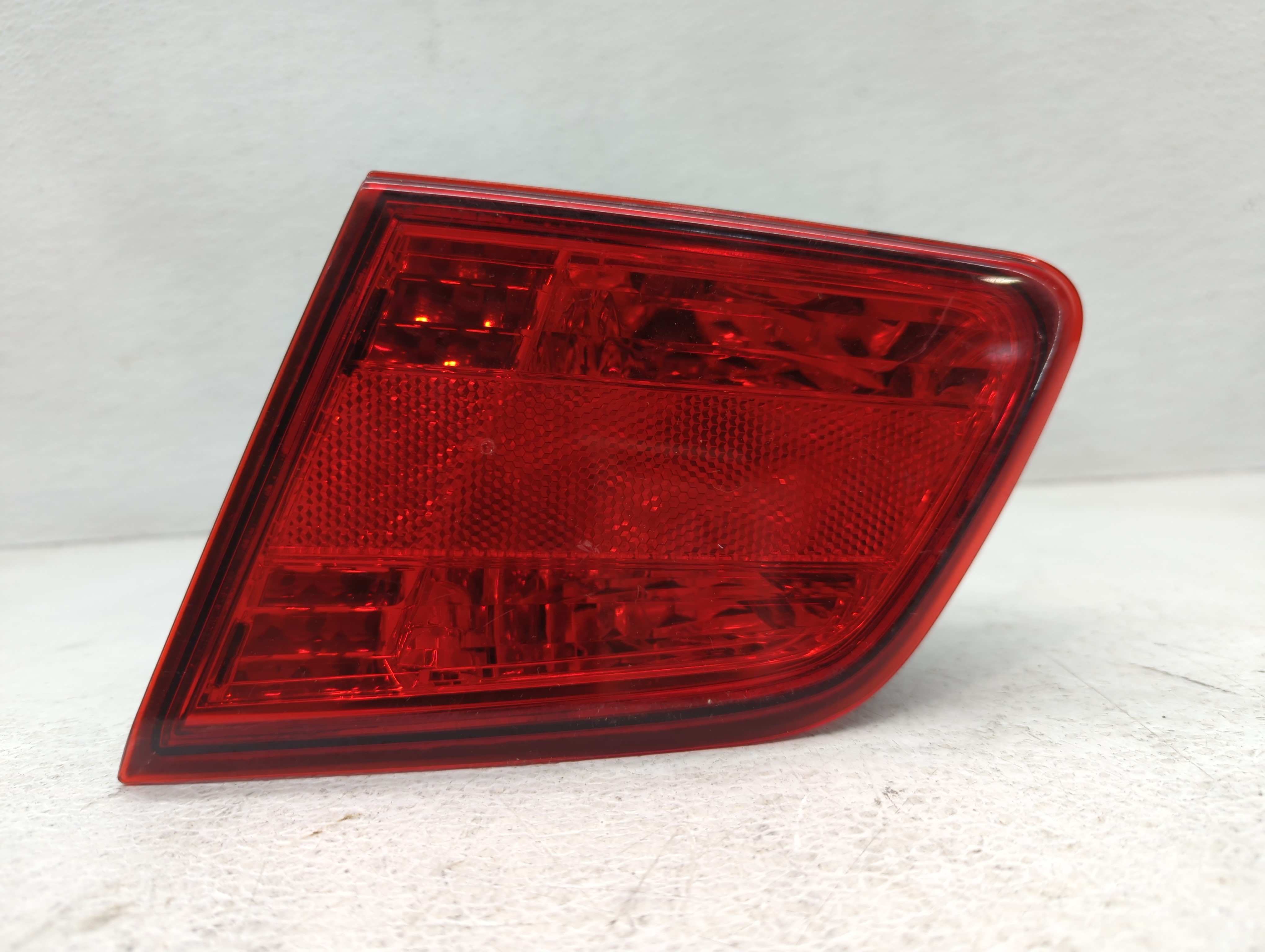 2010-2014 Subaru Legacy Passenger Right Side Tail Light Taillight Oem 1089945 - Oemusedautoparts1.com