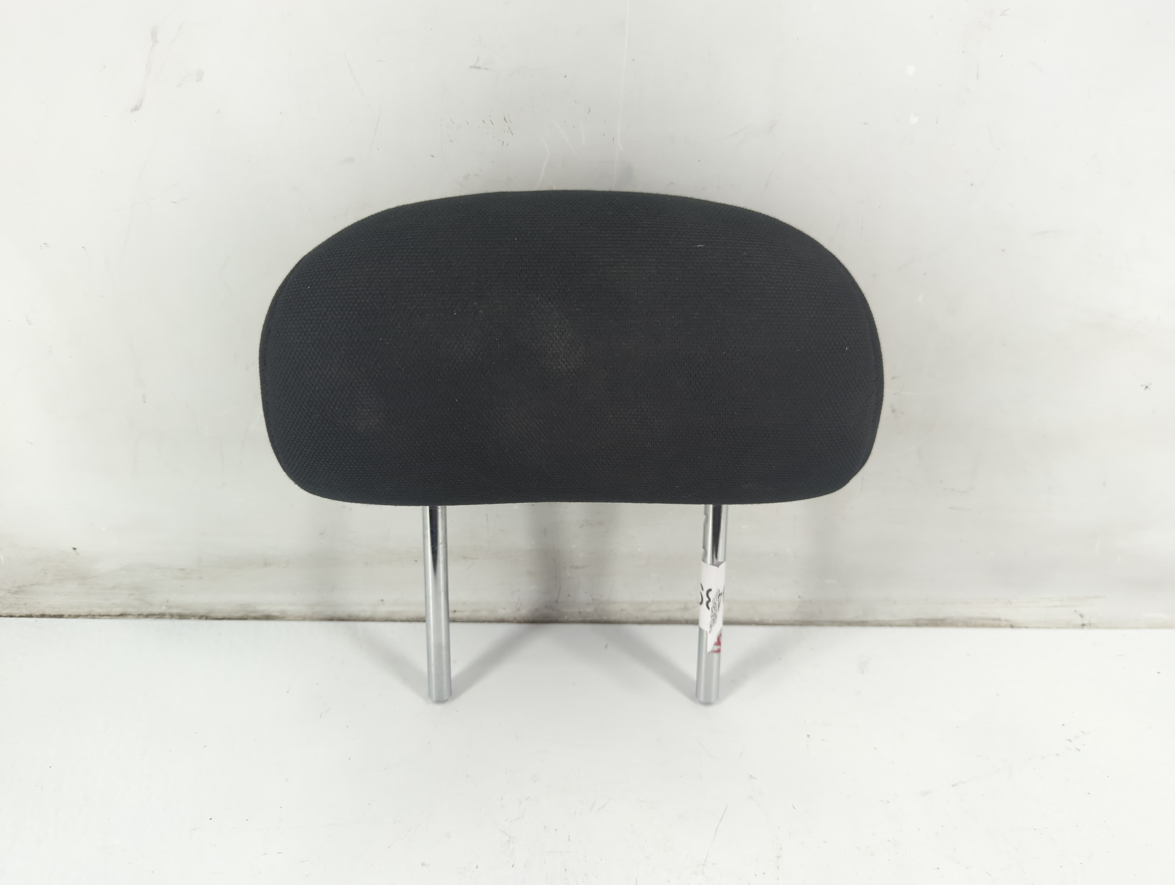 2004-2006 Scion Xa Headrest Head Rest Rear Center Seat Black 1089994 - Oemusedautoparts1.com