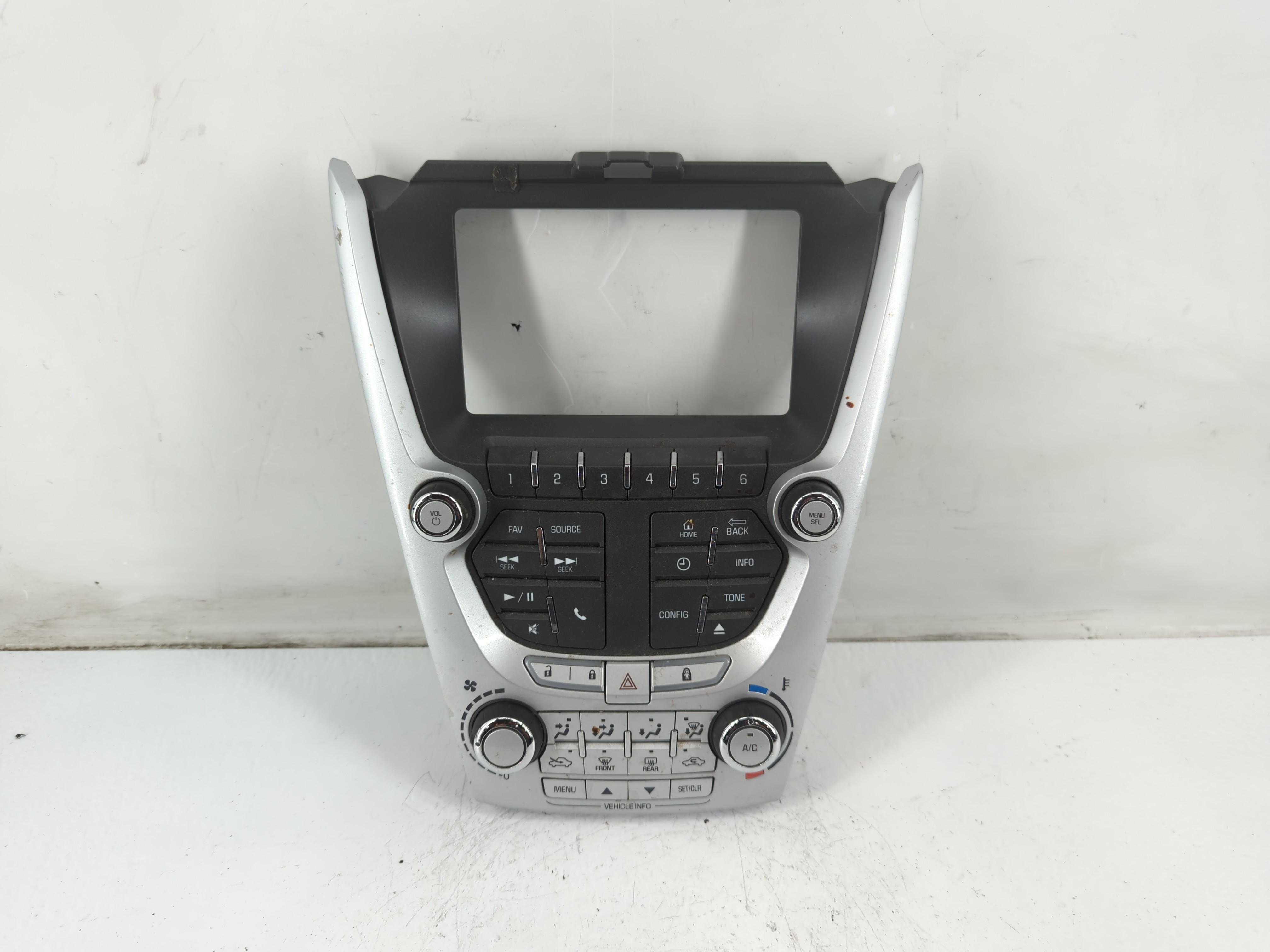Picture of 2012-2015 Chevrolet Equinox Am Fm Cd Player Radio Receiver 1090014