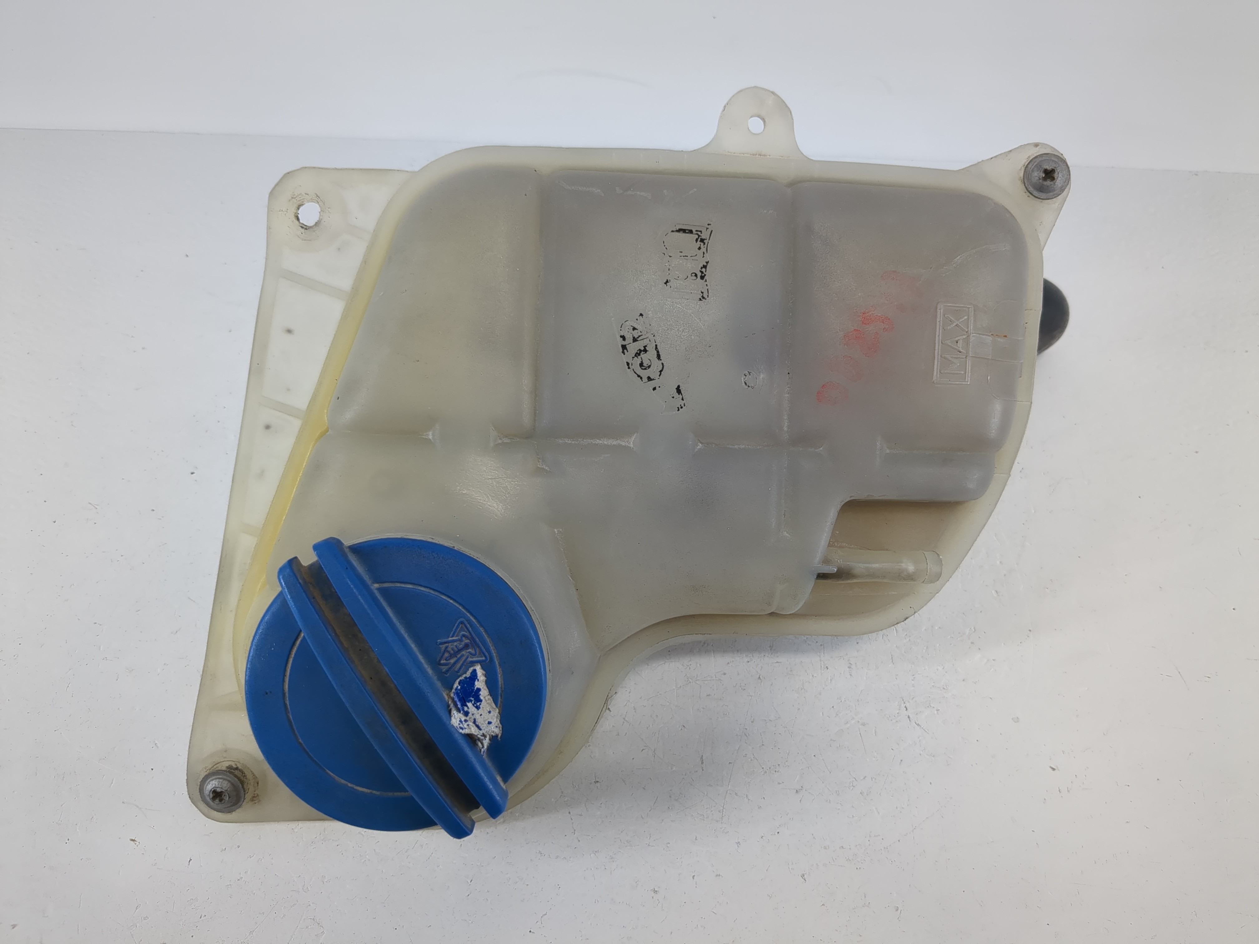 2003-2005 Volkswagen Passat Windshield Washer Fluid Reservoir Bottle Oem 1090074 - Oemusedautoparts1.com