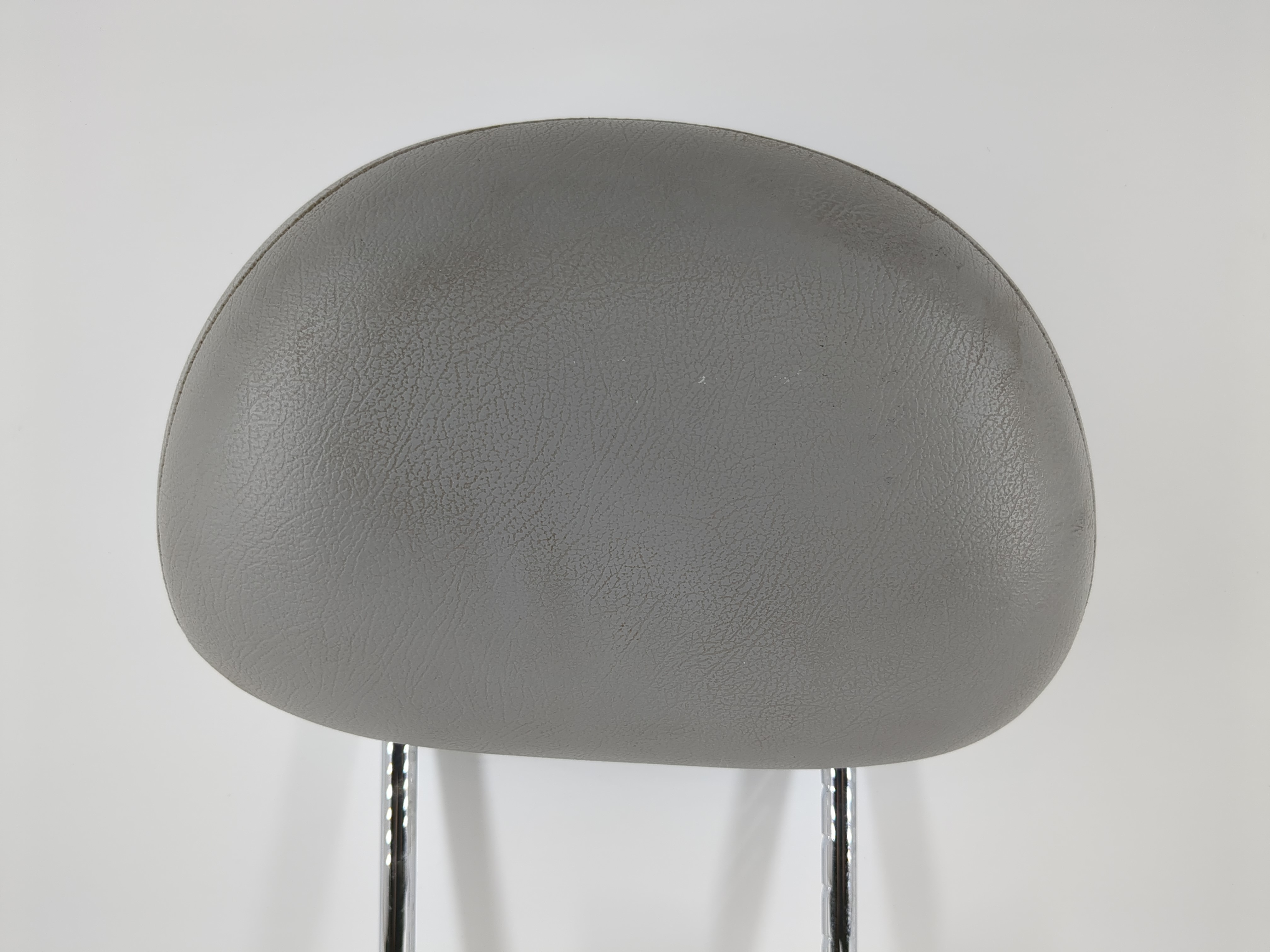 2002 Mercedes-benz C240 Headrest Head Rest Front Driver Passenger Seat 1090101 - Oemusedautoparts1.com