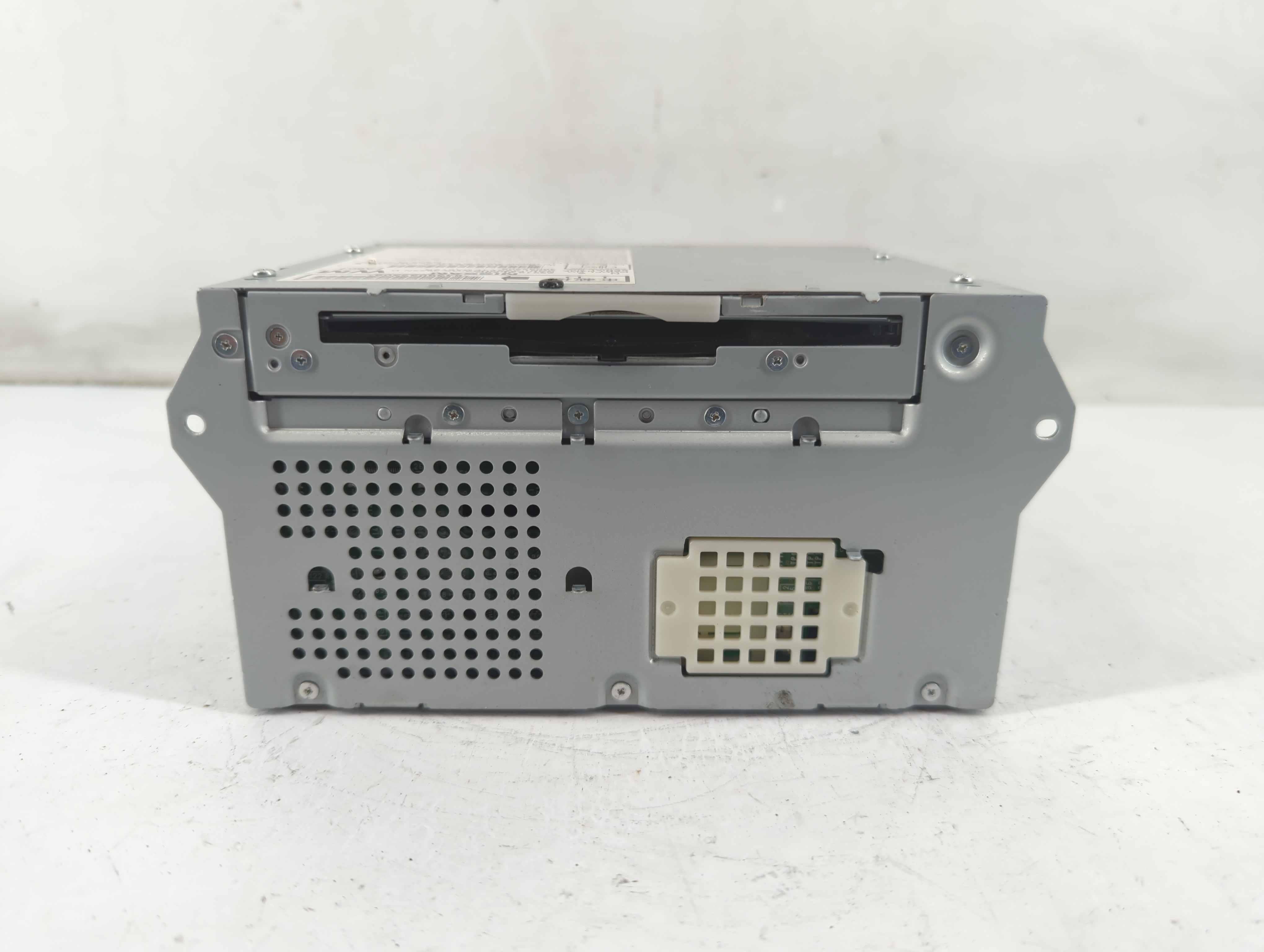 2014-2014 Infiniti Q50 Am Fm Cd Player Radio Receiver 1090131 - Oemusedautoparts1.com