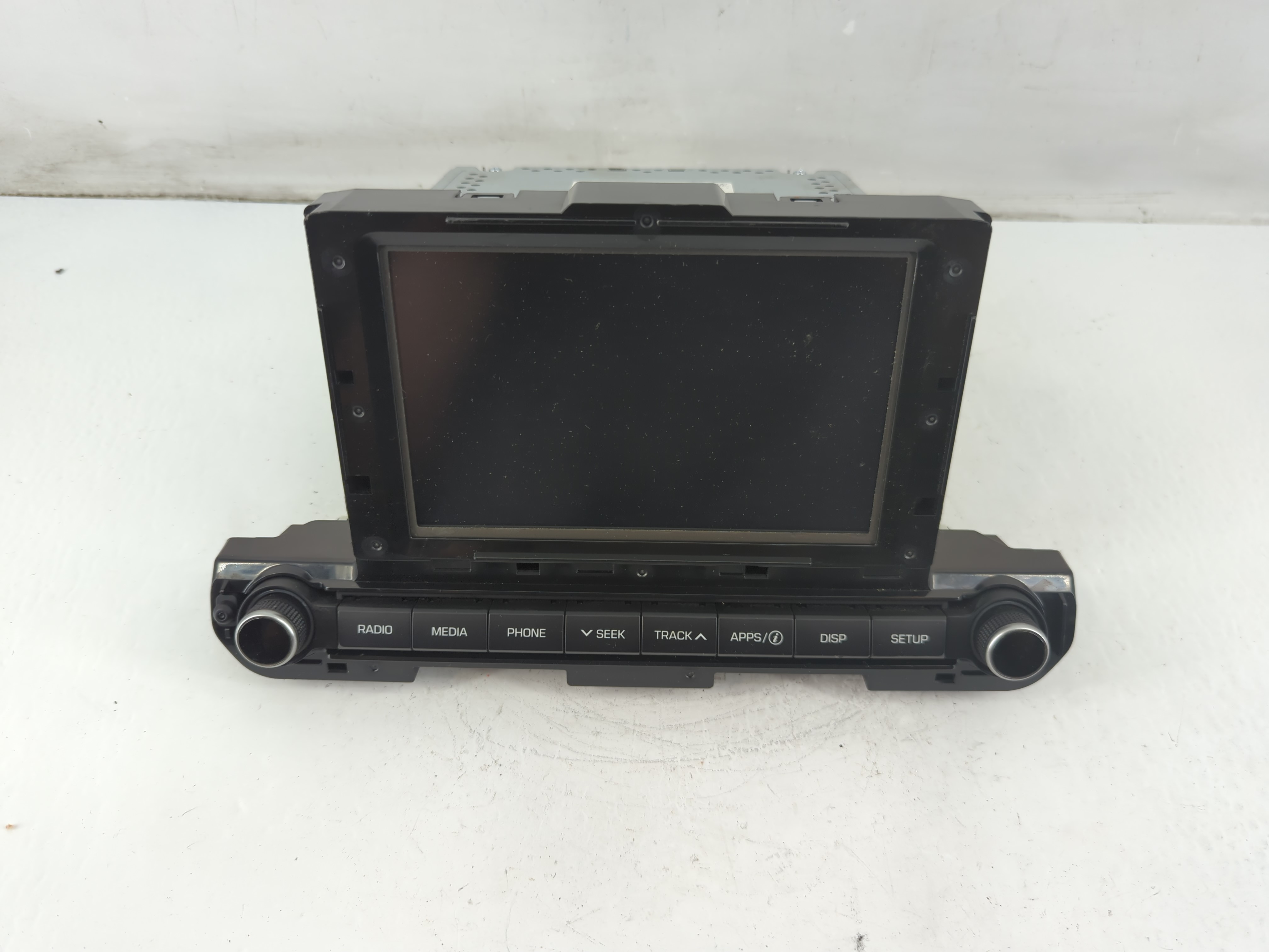2017-2018 Hyundai Elantra Am Fm Cd Player Radio Receiver 1090142 - Oemusedautoparts1.com